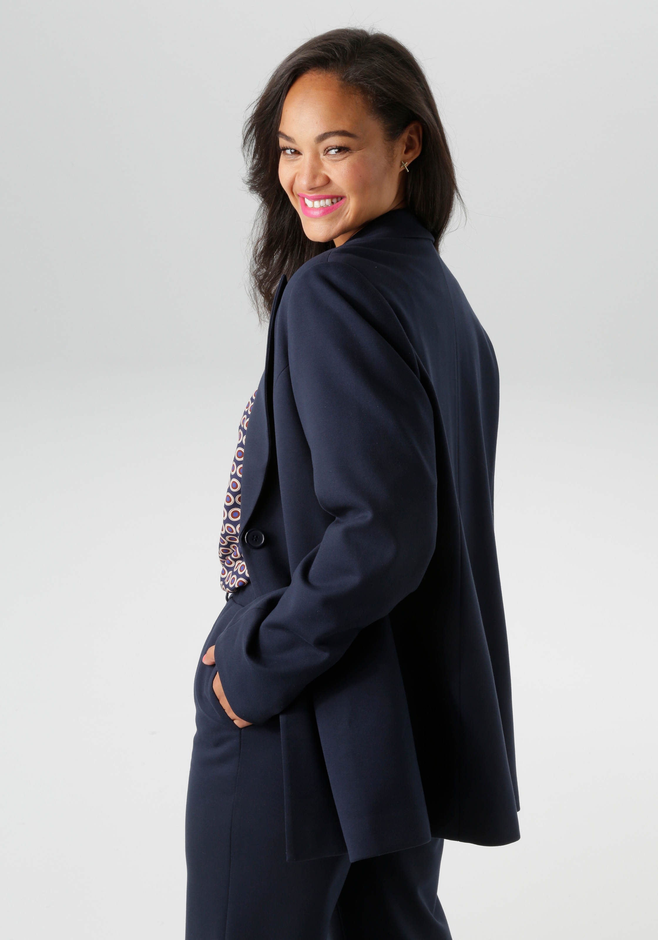 Aniston PLUS Jerseyblazer, aus super bequemer elastischer Qualität - NEUE KOLLEKTION