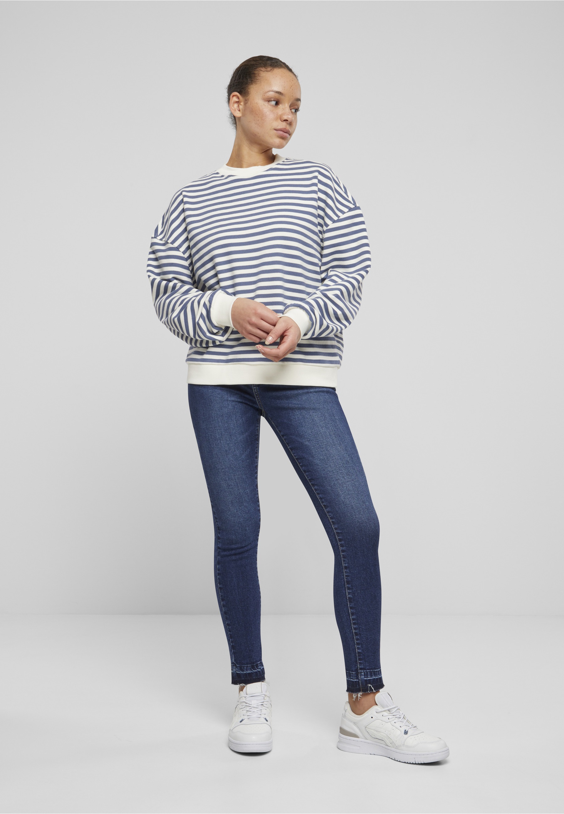 URBAN CLASSICS Sweater »Urban Classics Damen Ladies Oversized Striped Crewneck«
