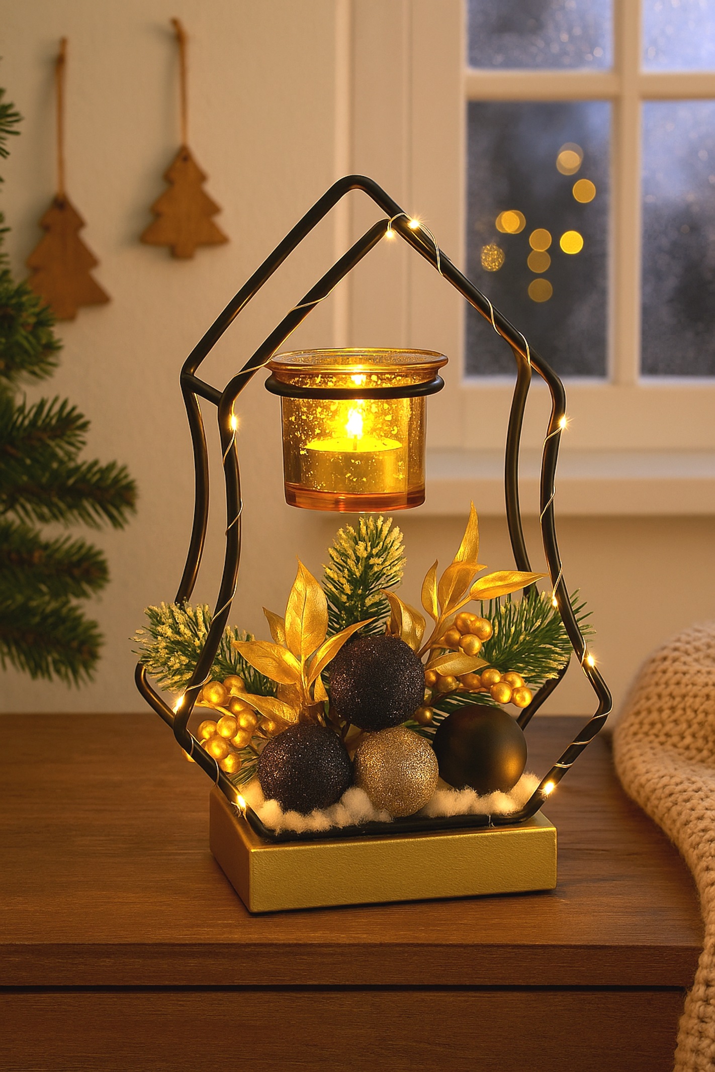 I.GE.A. Teelichthalter "LED-Kerzenhalter" mit Glaseinsatz Tannenzweigen Beeren Weihnachtsdeko Kerzenständer