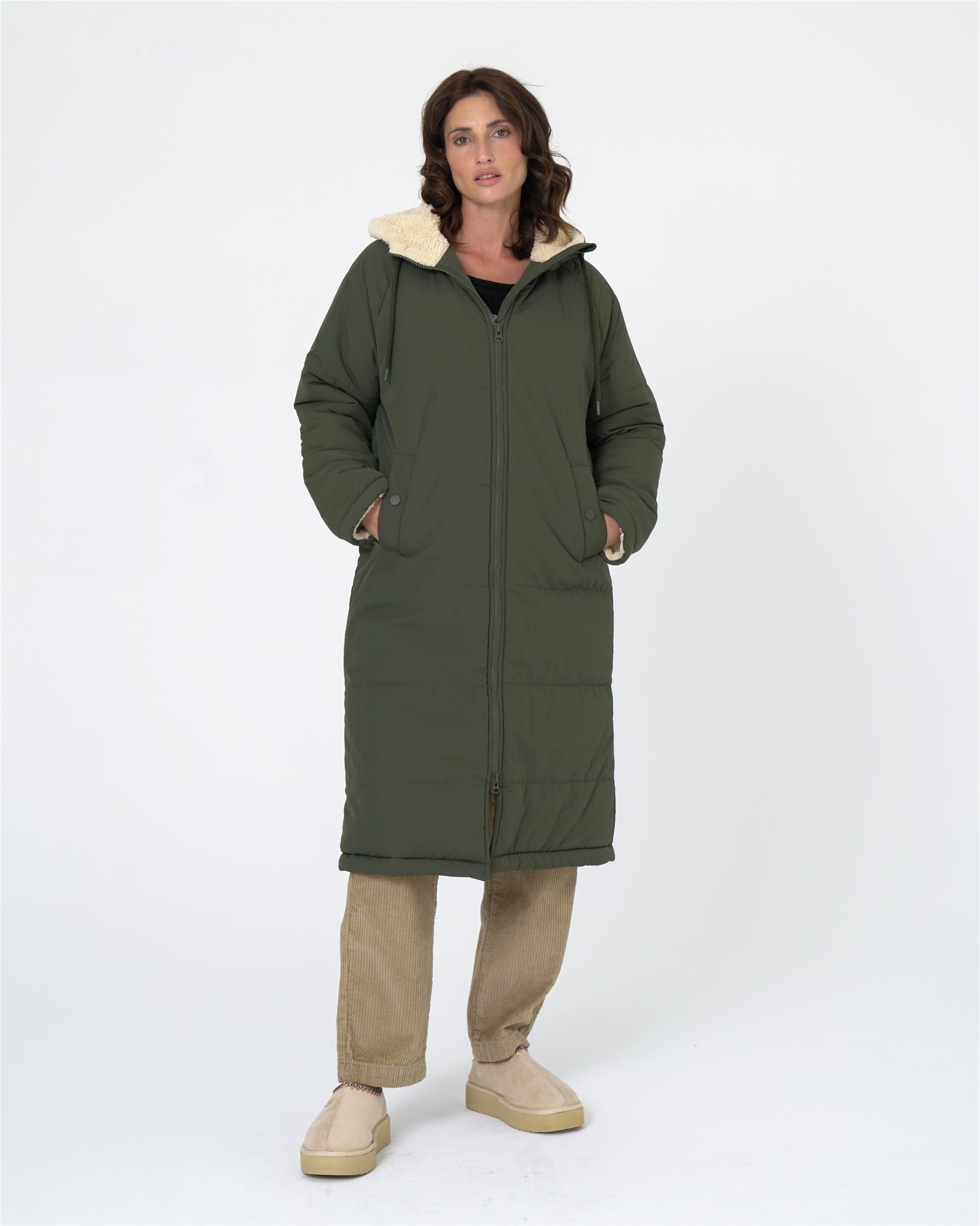 freshlions Wintermantel "Emilia" 1 Stk. tlg. mit großer, verstellbarer Kapu günstig online kaufen