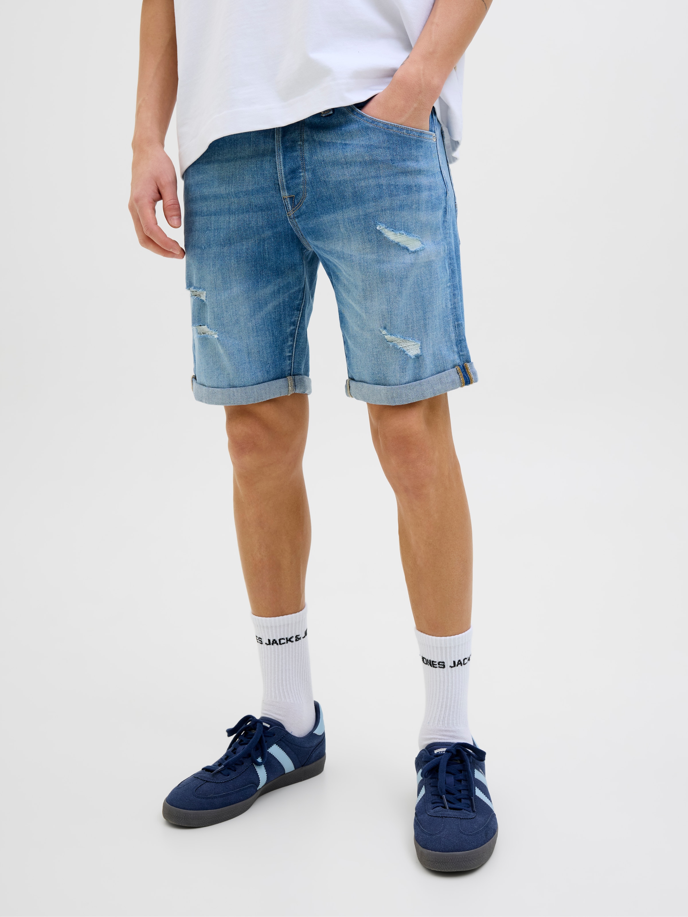 Jack & Jones Shorts "JJIRICK JJFOX SHORTS CB 310 SN", im Four-Pocket Style günstig online kaufen