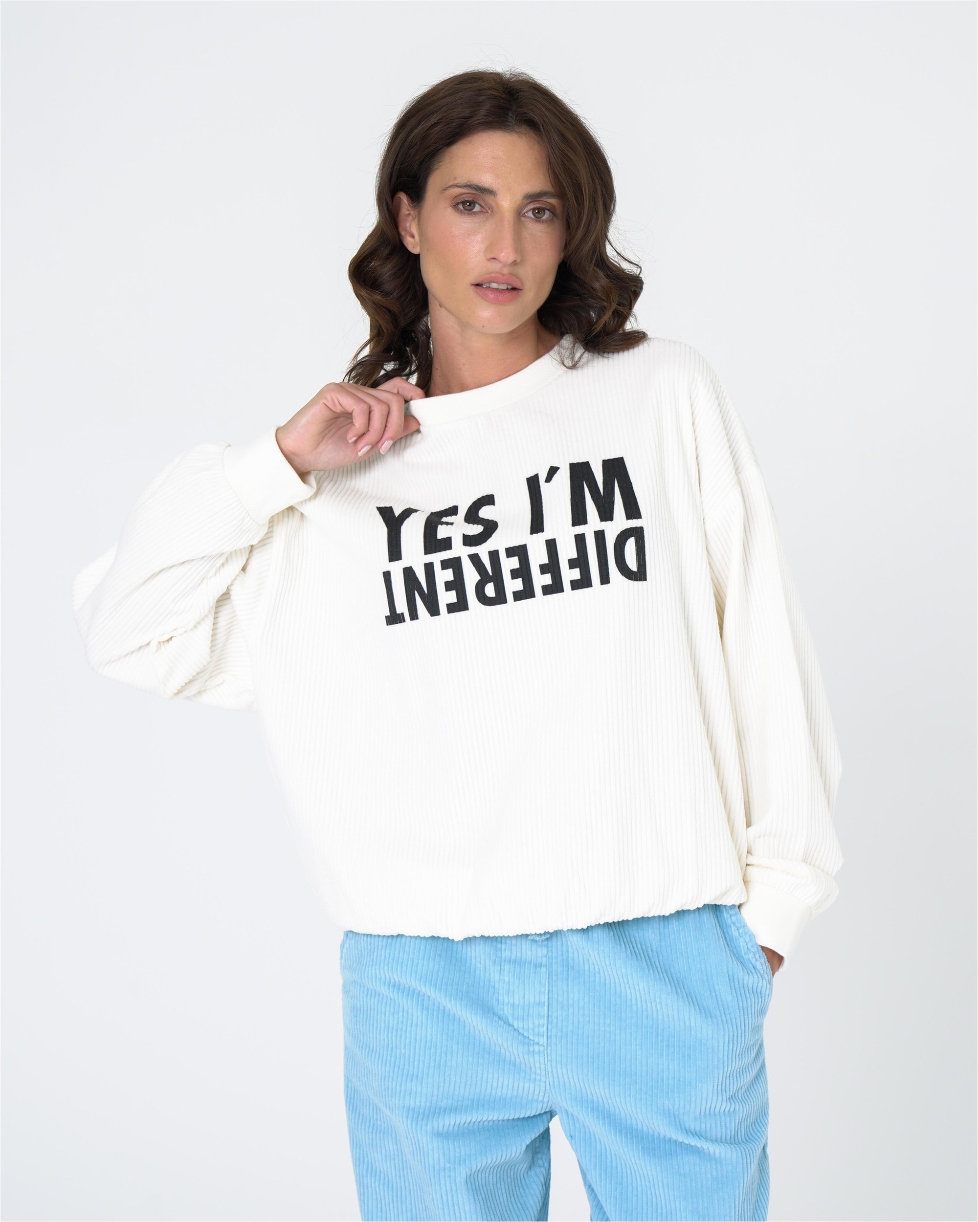 freshlions Sweatshirt "Amalia", 1 Stk. mit tollem Print auf der Front
