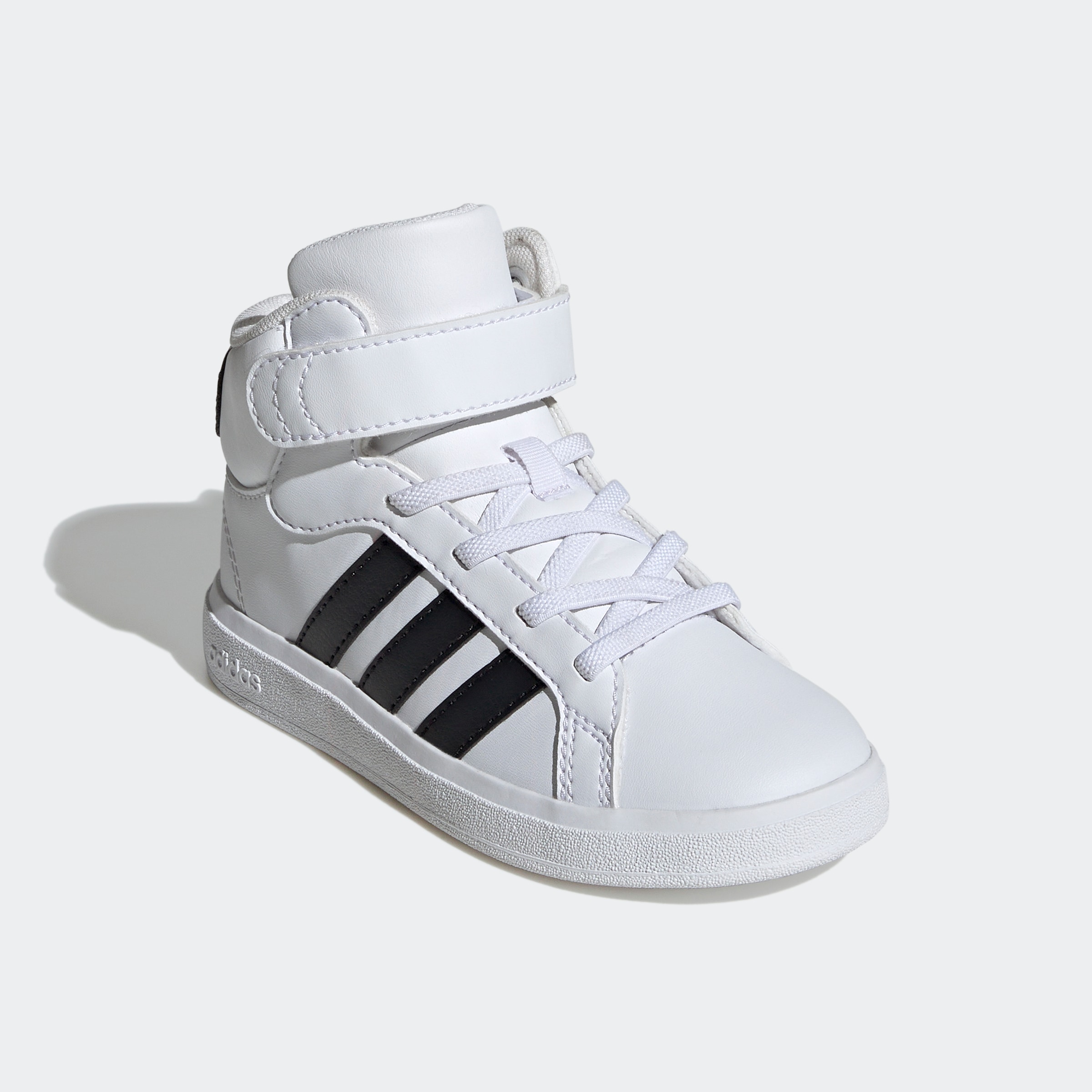 Sneaker »GRAND COURT MID KIDS«, Design auf den Spuren des adidas Superstar