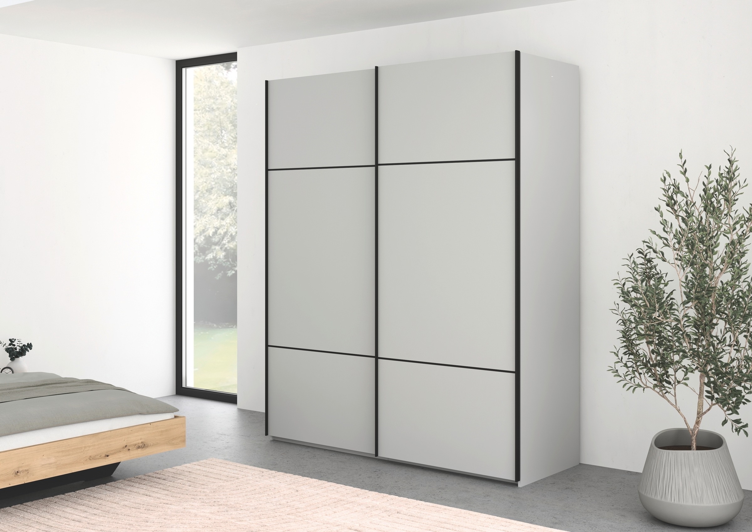 rauch Schwebetürenschrank »Kleiderschrank Schrank Garderobe Schlafzimmerschrank SCALE-TRIO« edle dreigeteilte Front, 2 Zierleisten in Griff-Farbe MADE IN GERMANY