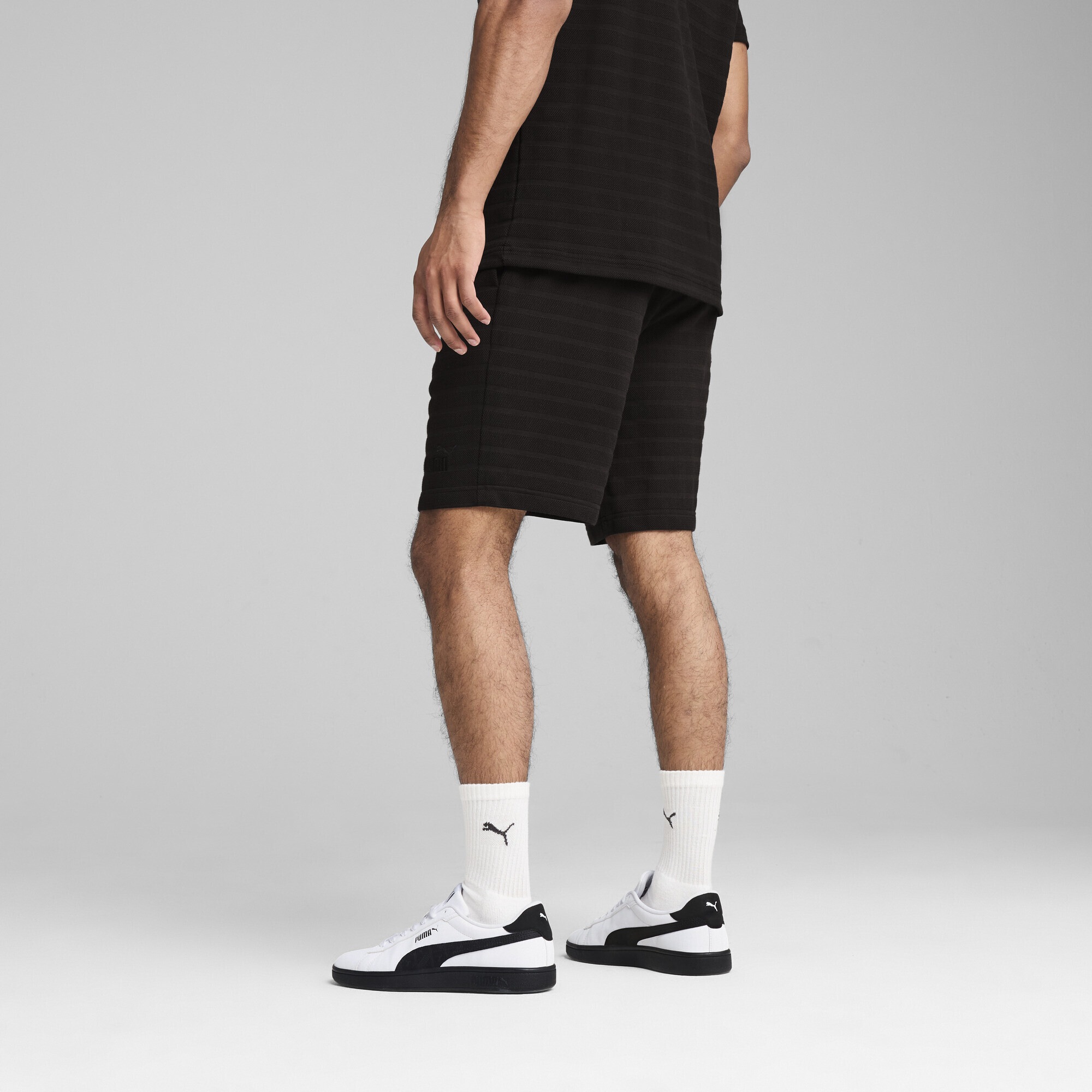 PUMA Sporthose »Essentials Elevated 9" Strukturierte Shorts Herren«