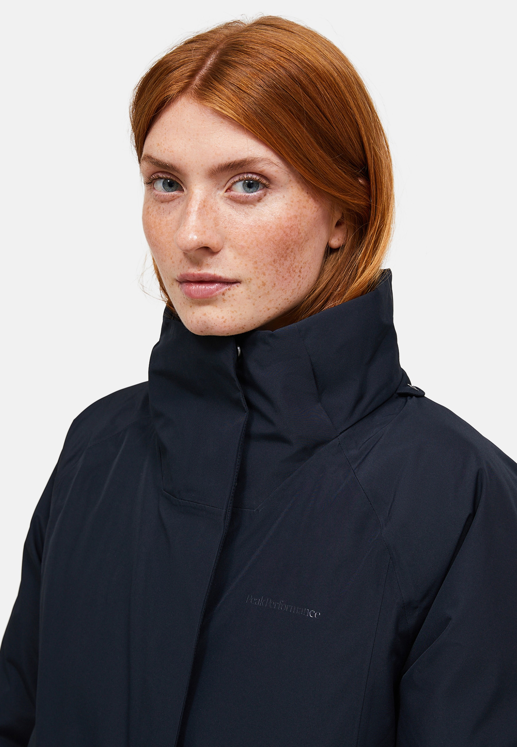 Peak Performance Daunenjacke »W Treeline Hipe® 2l Down Shell Parka« mit Kapuze