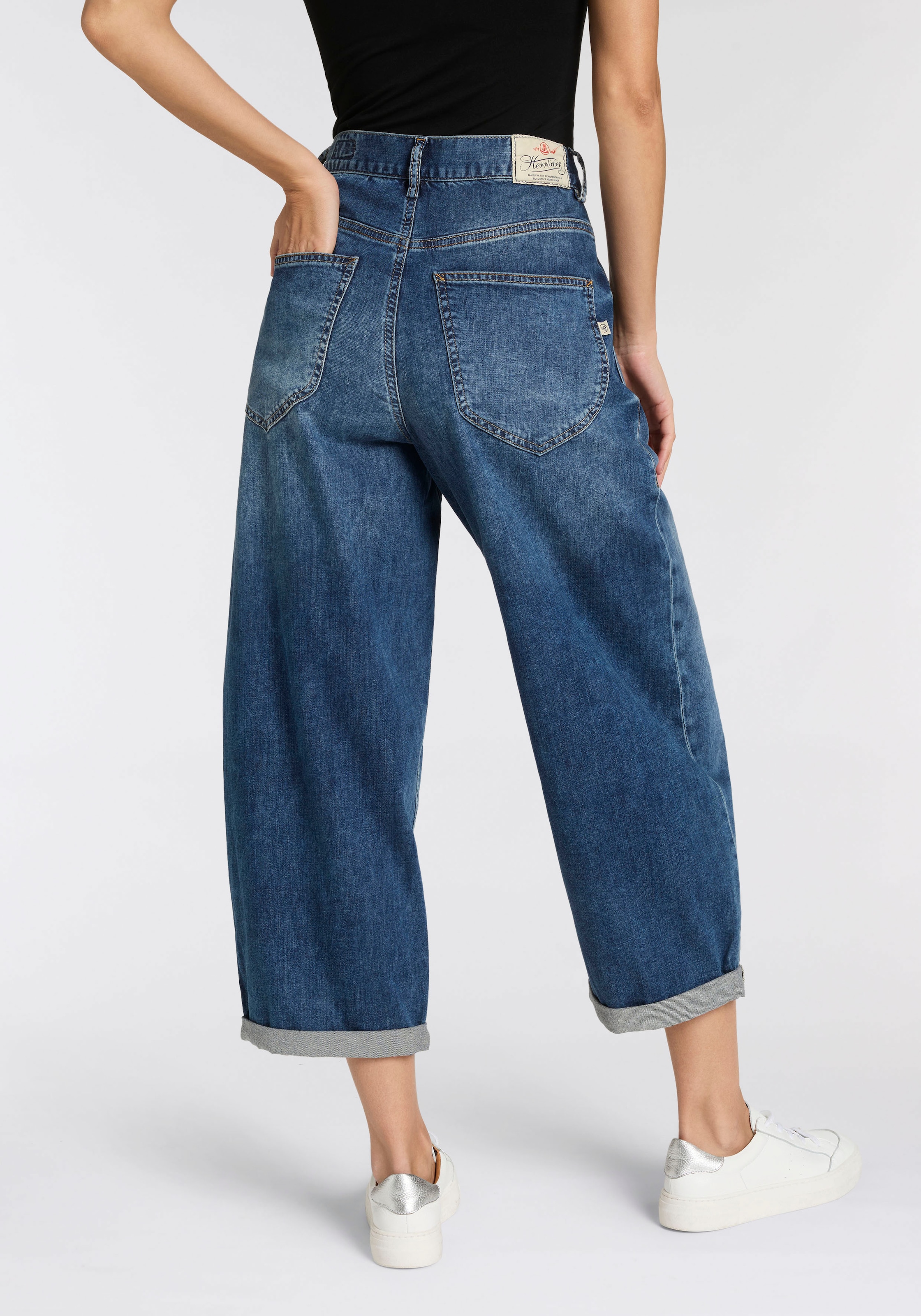Herrlicher Loose-fit-Jeans »Meryll Denim Light« O-Shape mit aufgesetzten Taschen