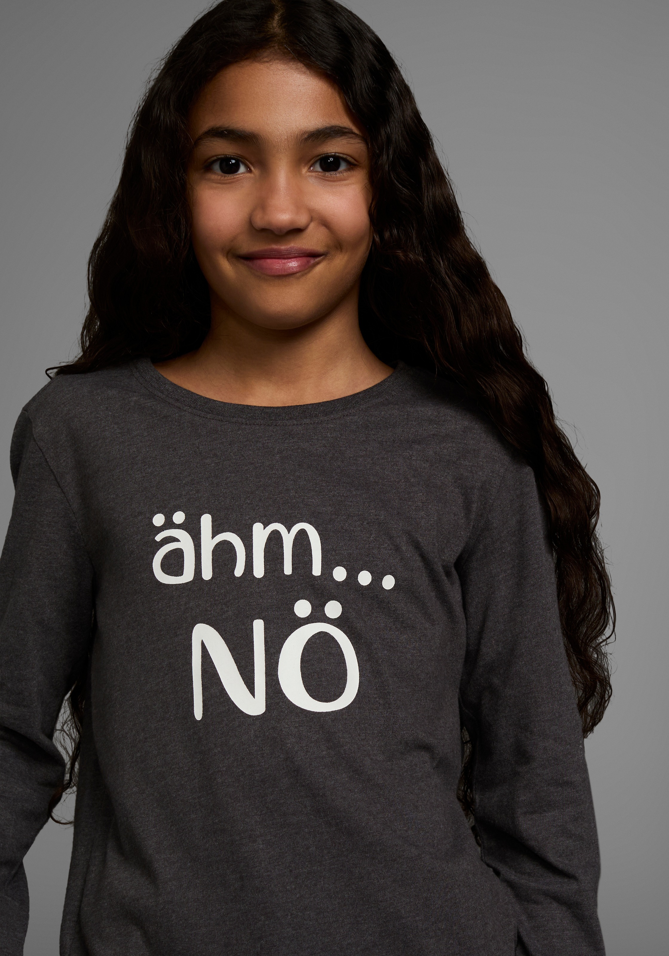 Thumbnail - KIDSWORLD Langarmshirt "ähm ...NÖ" Langarm, taillierter Schnitt, mit Statements und Sprüchen