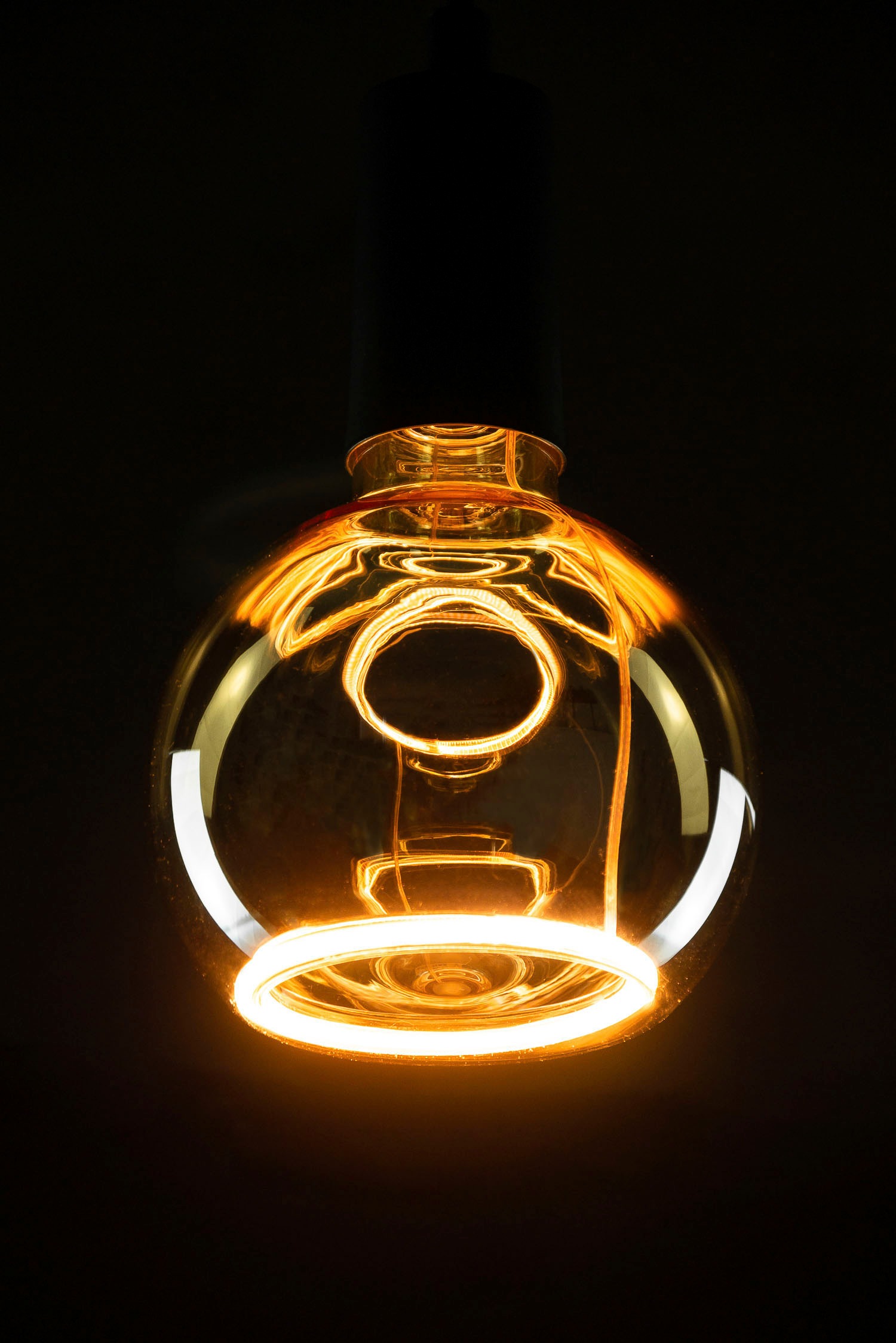 SEGULA LED-Leuchtmittel »LED Floating Globe 125 gold«, E27, 1 St., Extra-Warmweiß, LED Floating Globe 125 gold, E27, 4W, CRI 90, dimmbar
