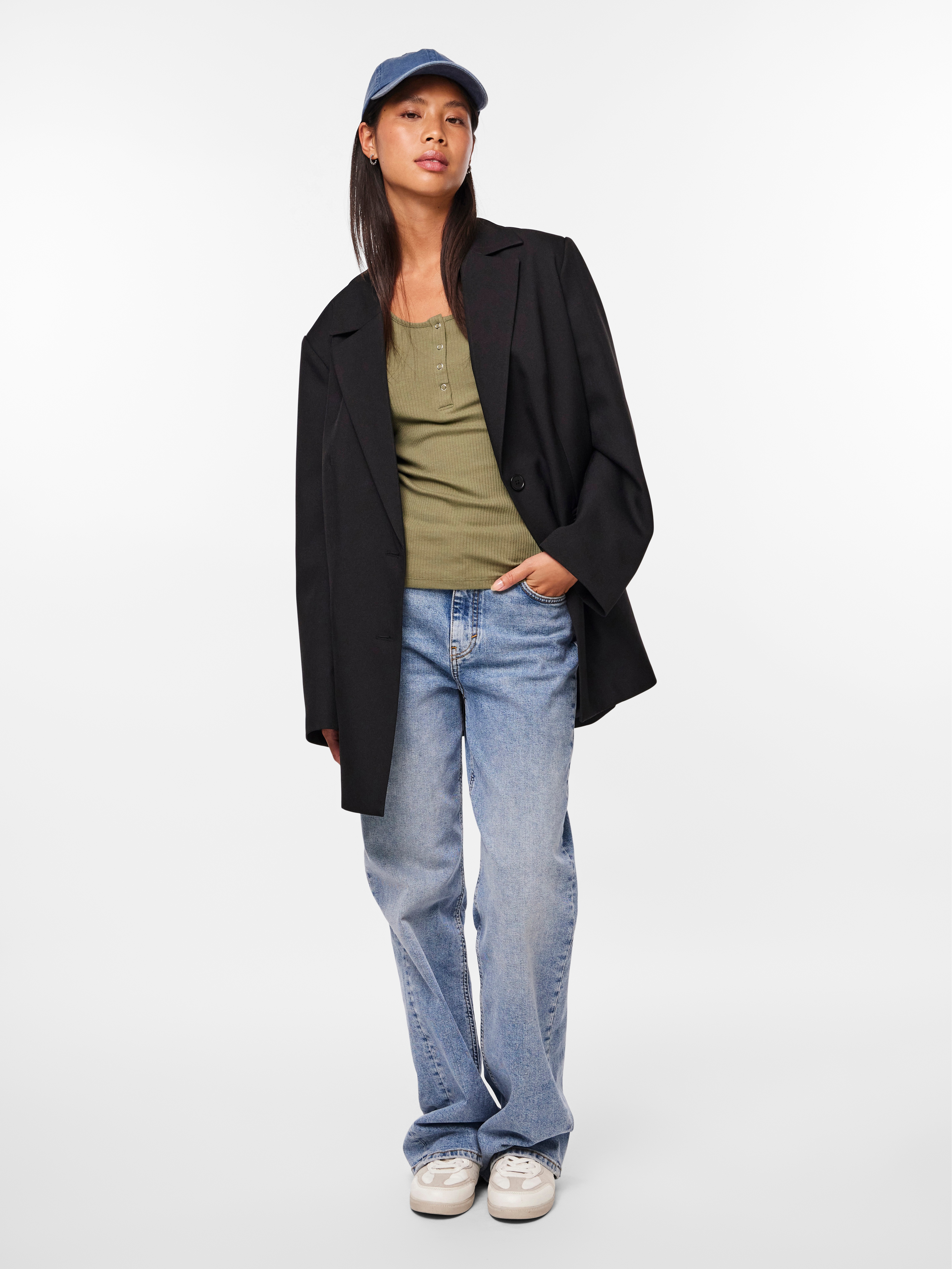 Thumbnail - pieces Kurzarmshirt "PCKITTE SS TOP NOOS BC" Baumwollmischung, slim fit