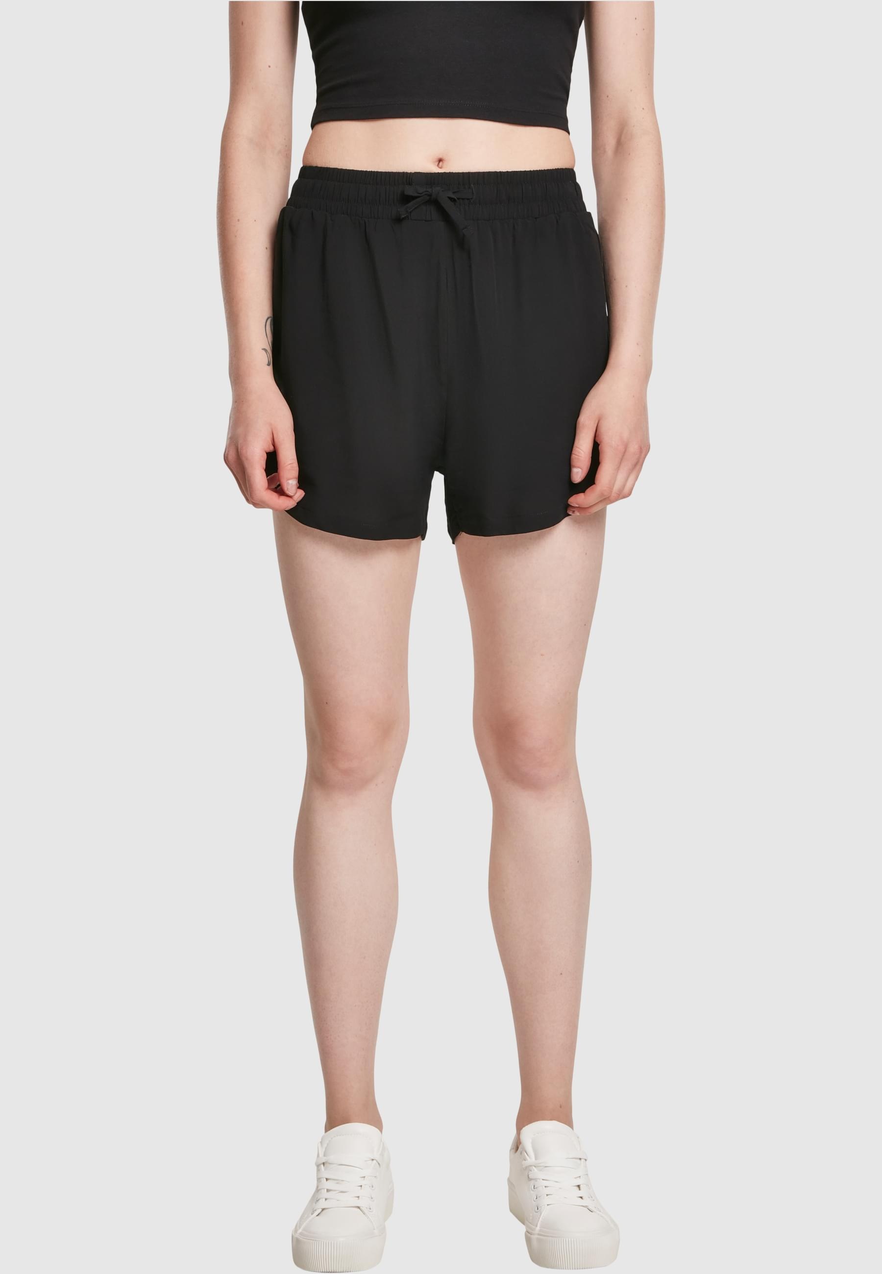 URBAN CLASSICS Stoffhose »Urban Classics Damen Ladies Viscose Resort Shorts«, (1 tlg.)