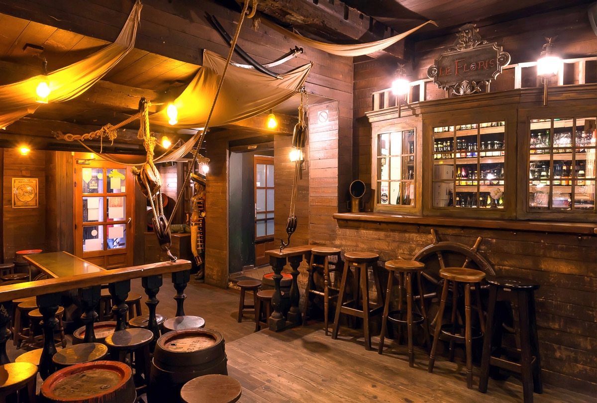 Papermoon 1100000002199 "Old Schooner Style Bar"