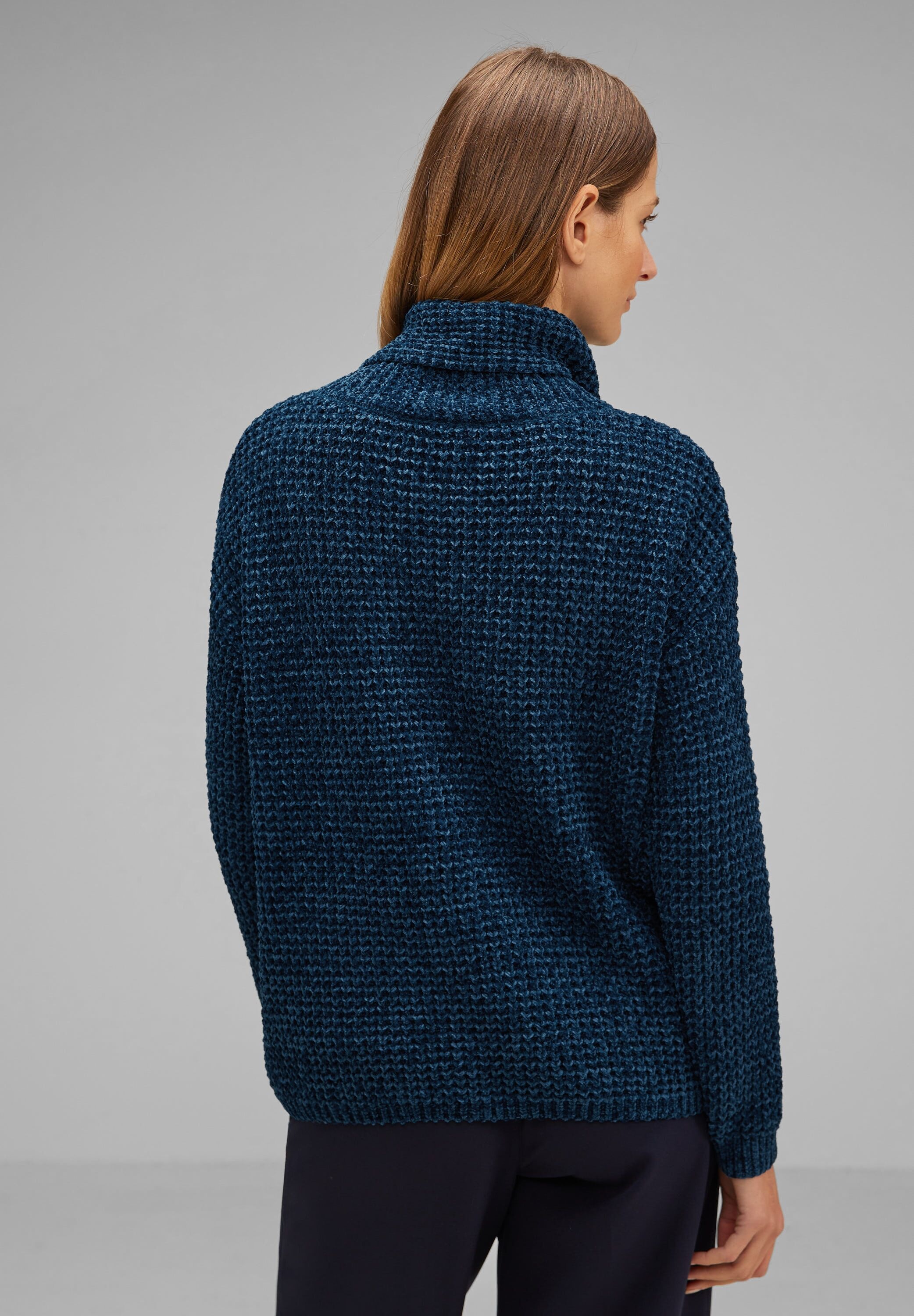 STREET ONE Rollkragenpullover, mit Lochmuster
