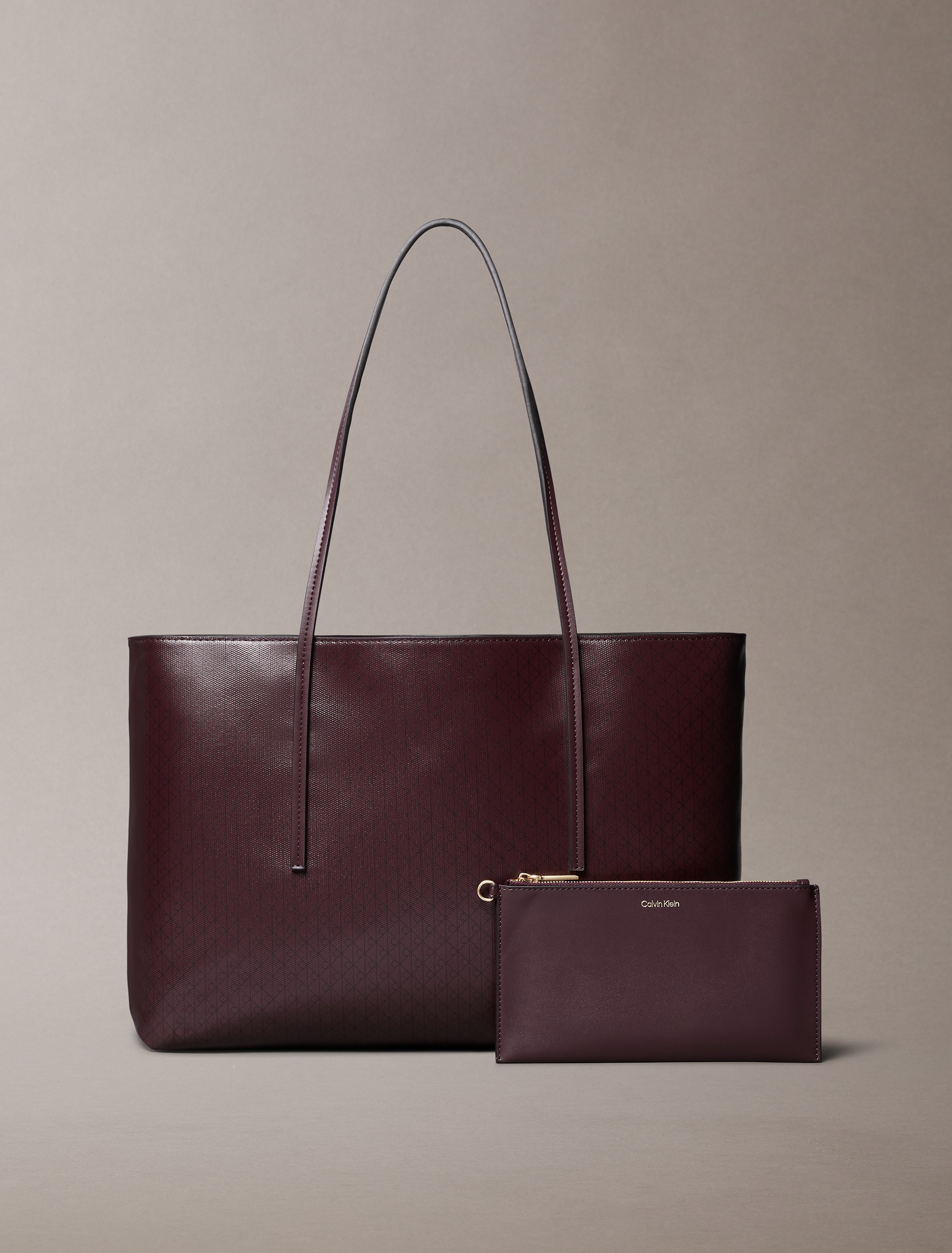 Calvin Klein Henkeltasche "AOP TOTE W/ POUCH ON STRAP", (2 tlg.), Umhängeta günstig online kaufen
