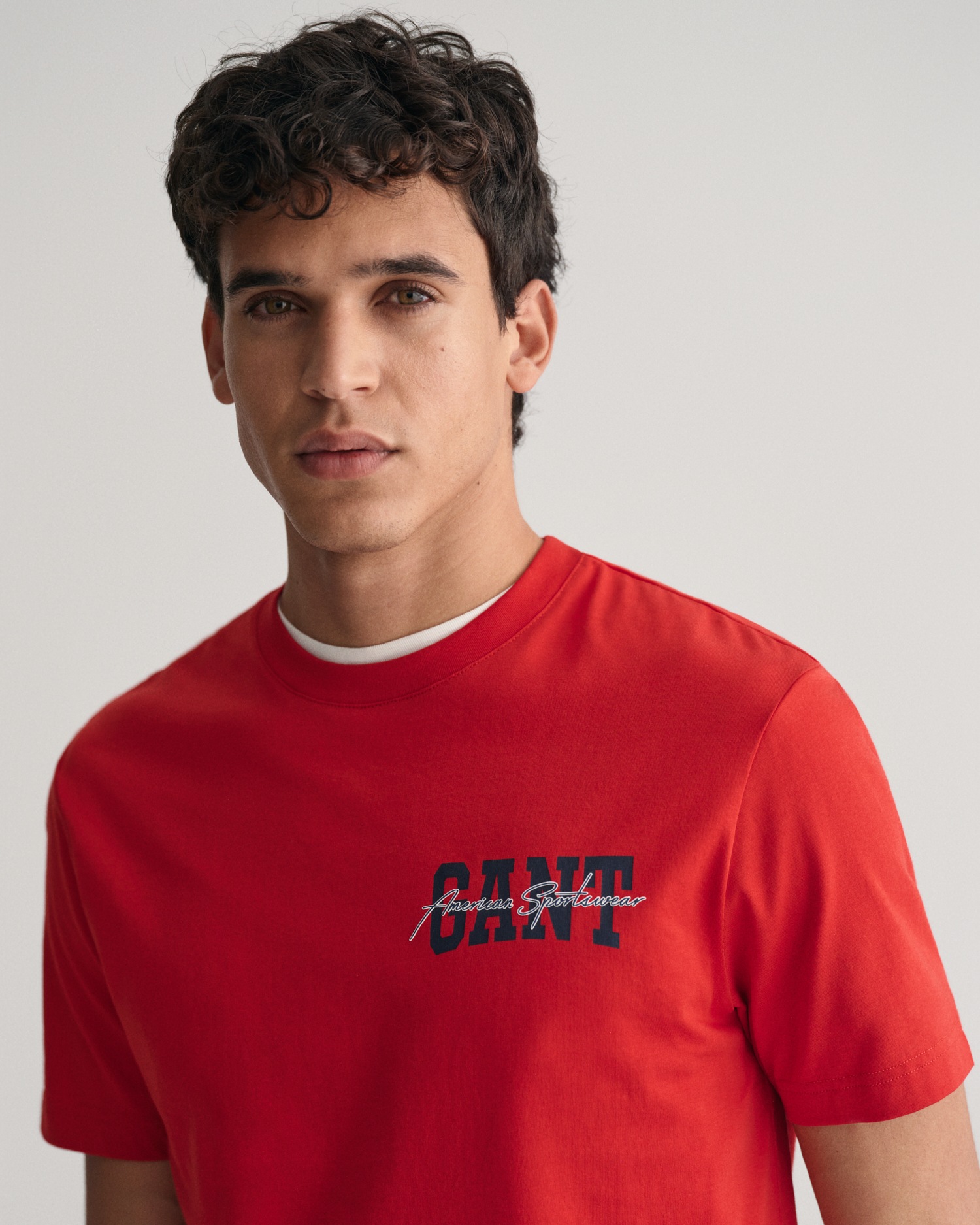 Gant T-Shirt »GANT Arch Script Graphic T-Shirt« mehrfarbiger Print