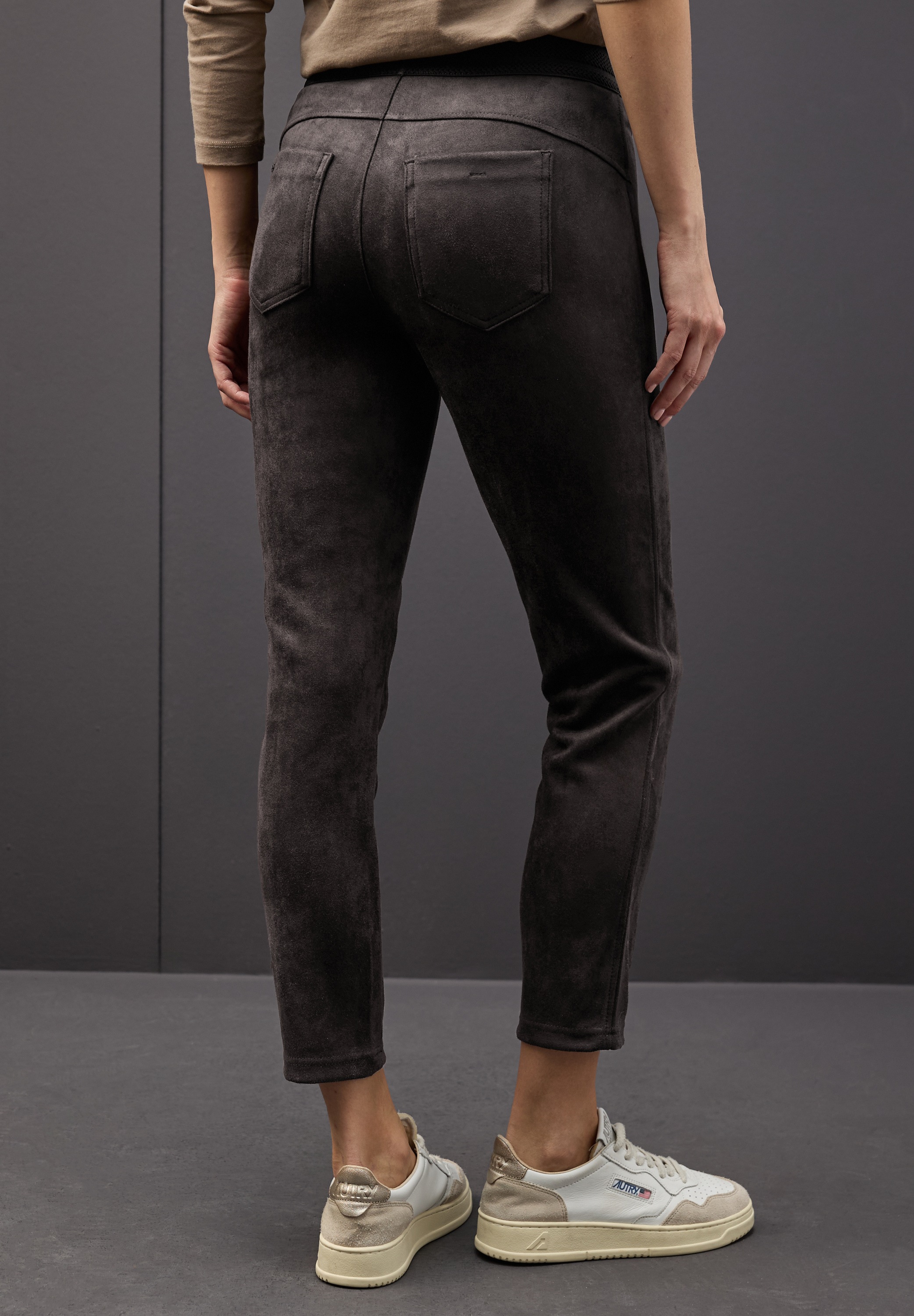 STREET ONE Stoffhose "Style Hope" mit elastischem Bund günstig online kaufen