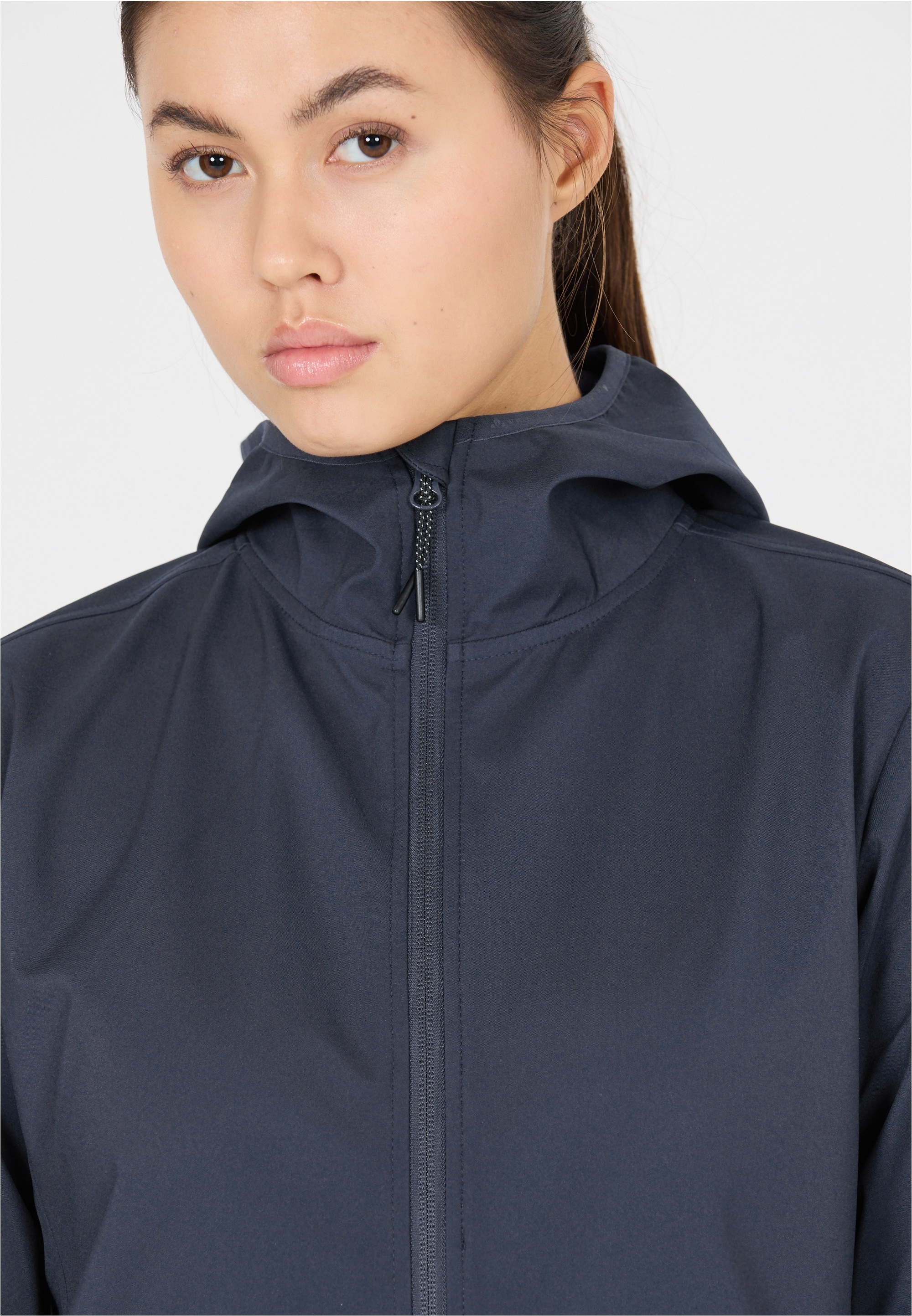 WHISTLER Softshelljacke »Luango«, für angenehmen Schutz vor Wind und Nässe