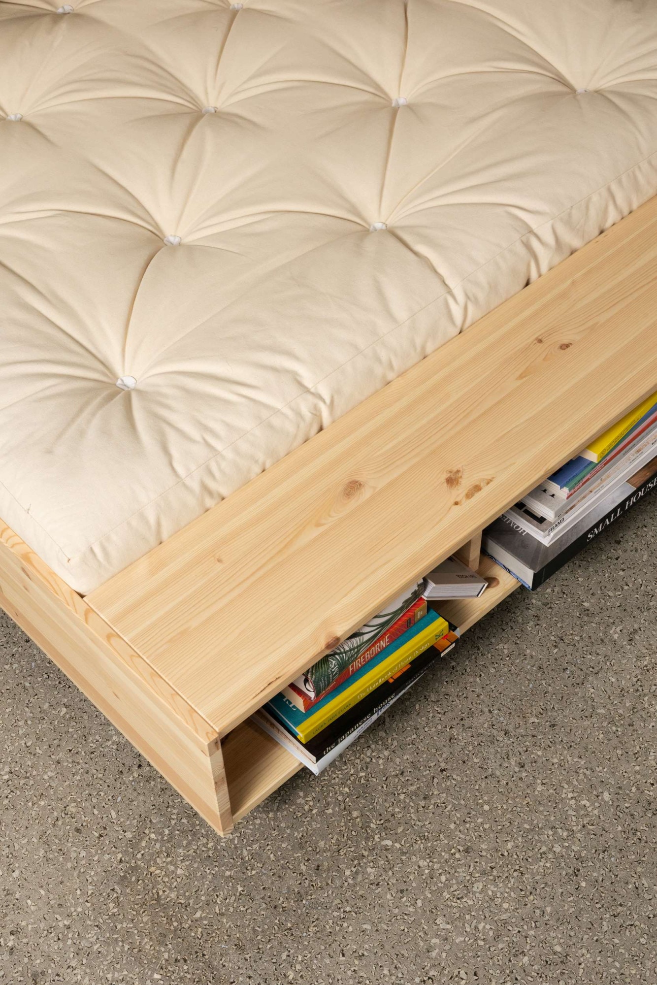 Karup Design Stauraumbett »Merge Bed Bettgestell m. integrierter Bank m. Stauraum, mehrere Größen«, inkl. Lattenrost, excl. Matratze, FSC®-zertifiziertes Massivholz