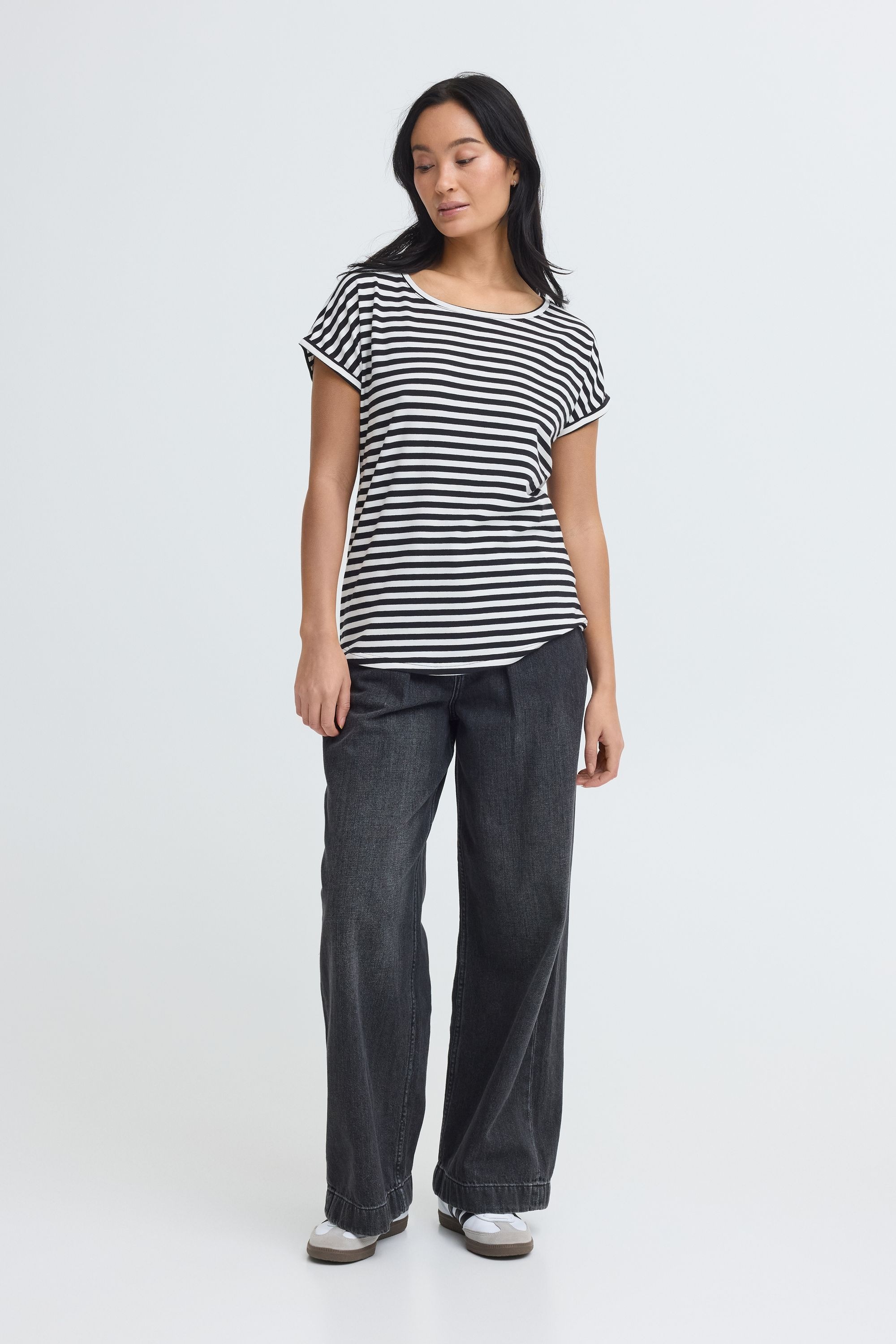 OXMO Rundhalsshirt "Rundhalsshirt OXNPubby" günstig online kaufen