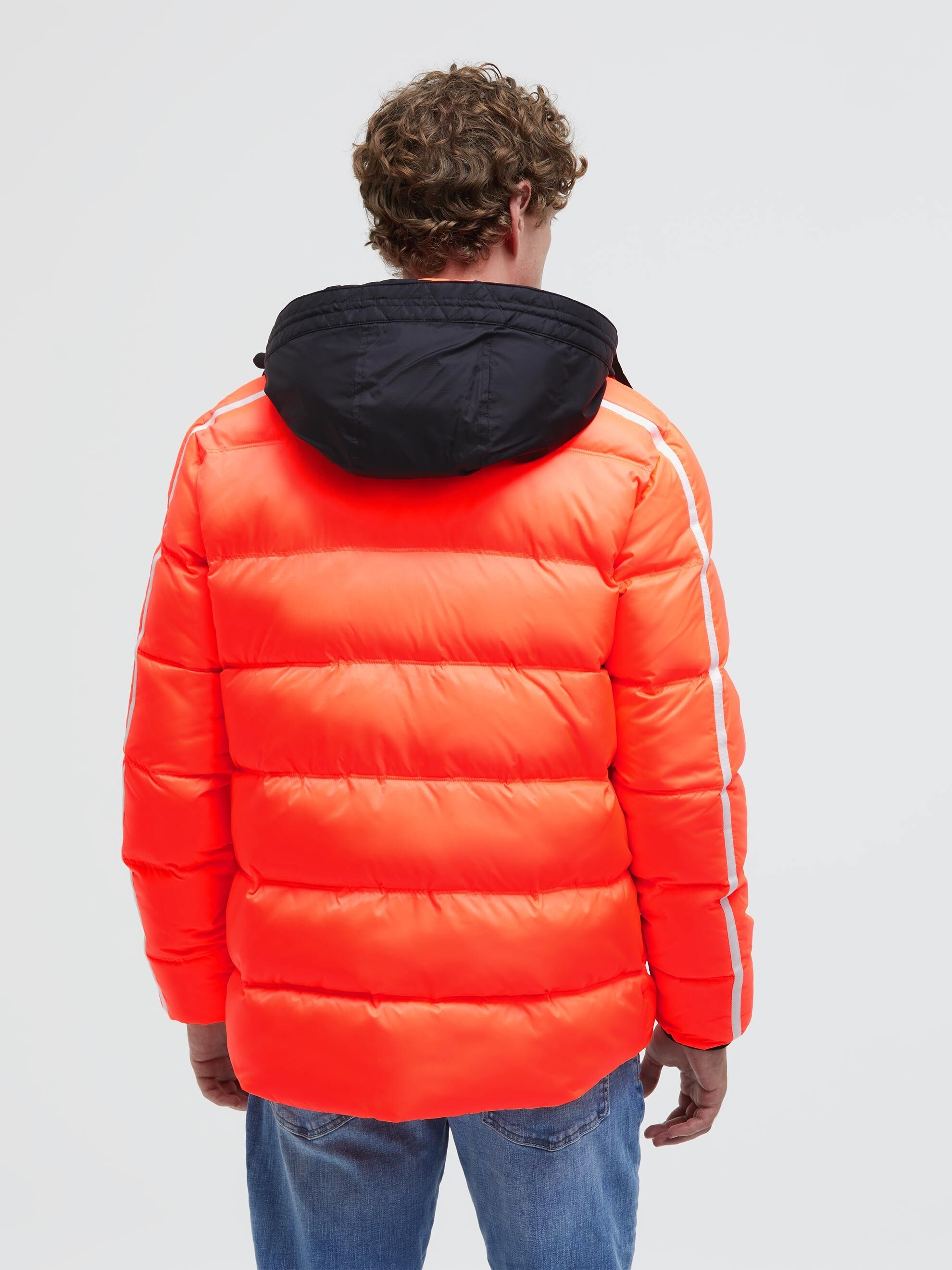 CAMP DAVID Winterjacke mit Kapuze mit Reißverschluss an den Einschubtaschen