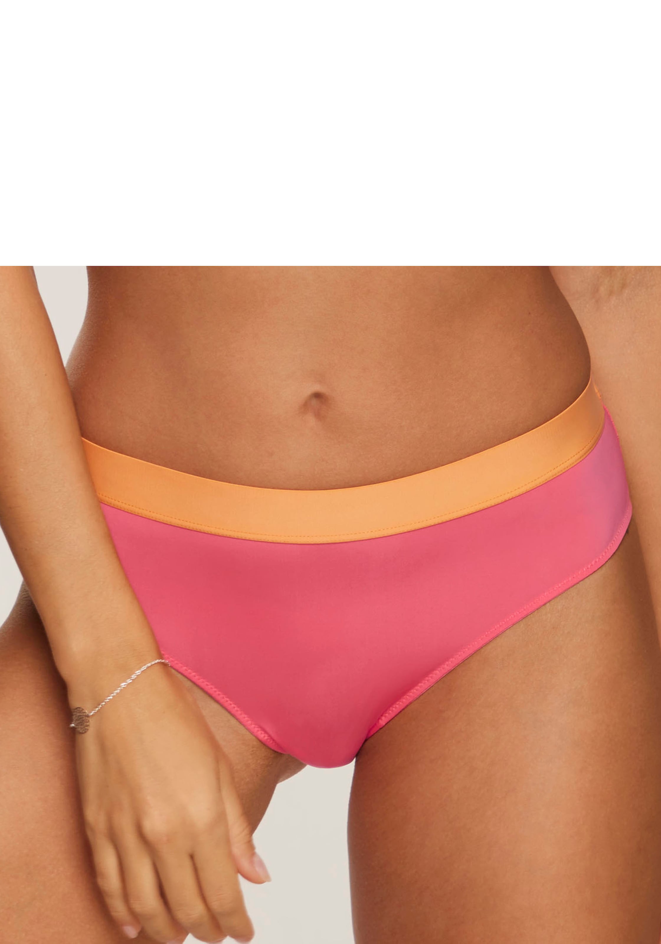 s.Oliver "Clemence" hinten mit schöner, graphischer Spitze günstig online kaufen