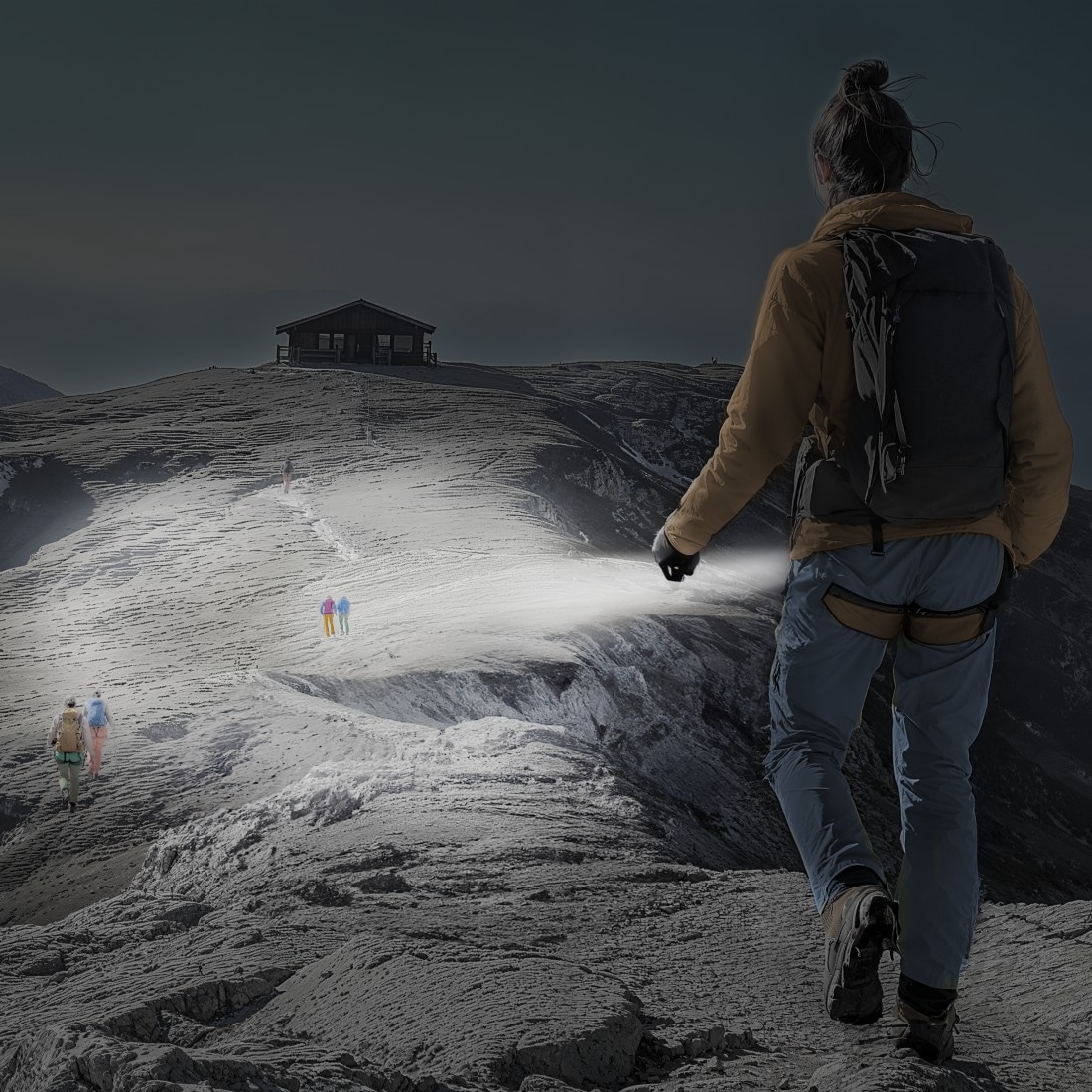 Hama LED Taschenlampe »LED-Taschenlampe, Batterien, stoßfest, Aluminium, 4 Modi+SOS, Zoom« stromsparend, 250m Leuchtweite, robust