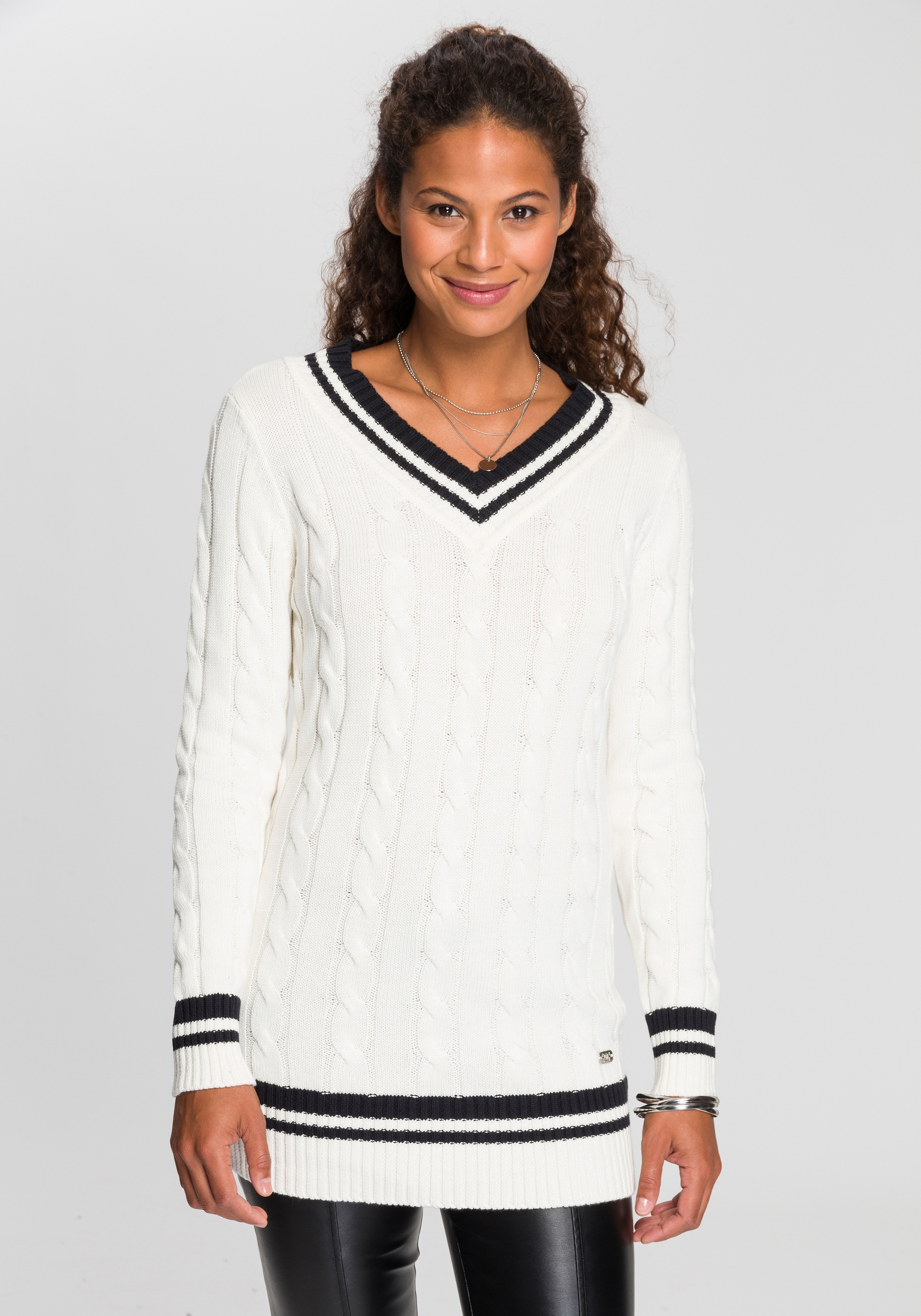 longpullover schwarz weiß