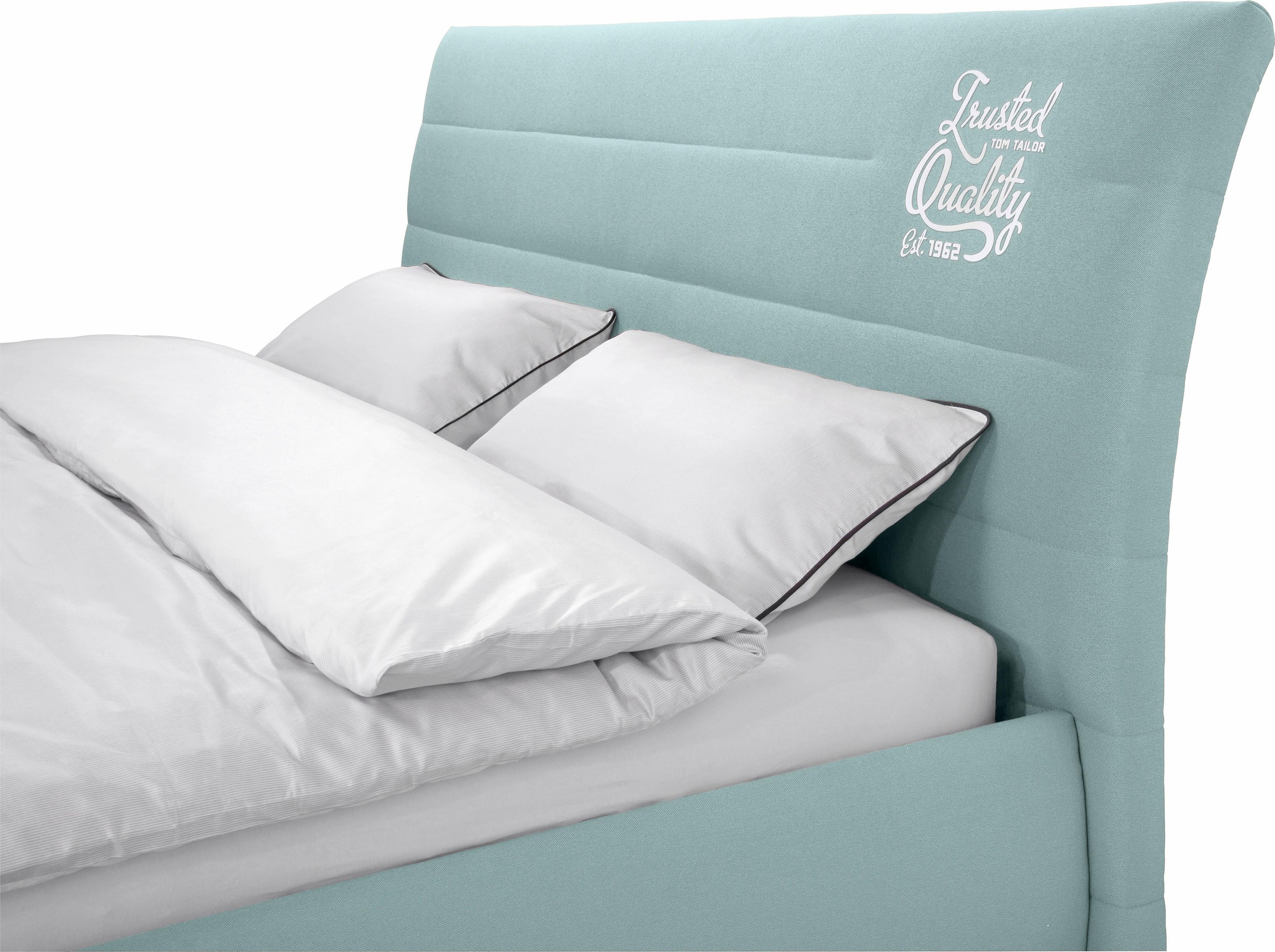 TOM TAILOR Polsterbett »SOFT LINES BED«, mit geschwungenem Kopfteil mit horizontaler Steppung