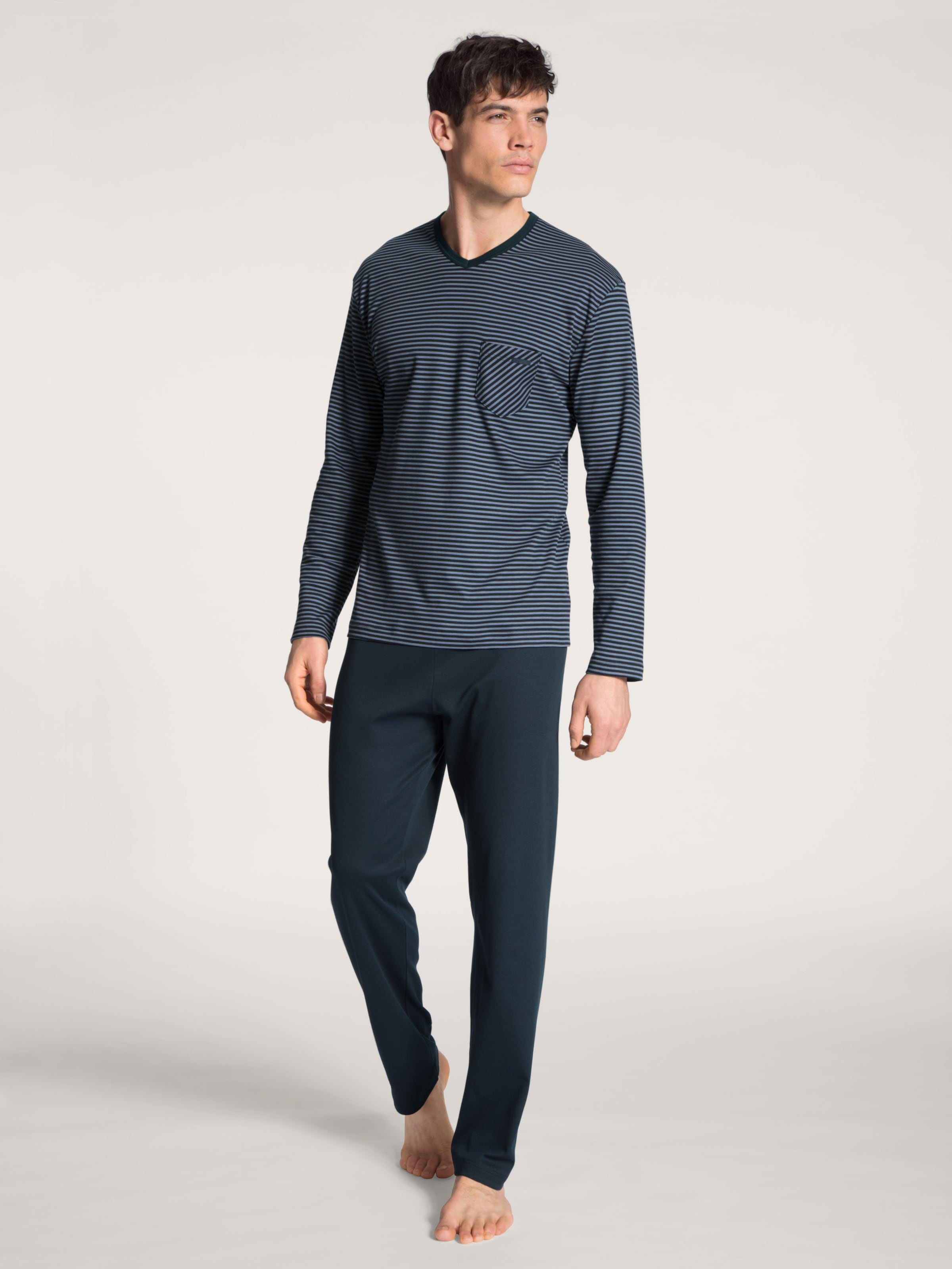 CALIDA Schlafanzug "Relax Streamline" 2 Stk. tlg., mit aufgesetzter Brustta günstig online kaufen