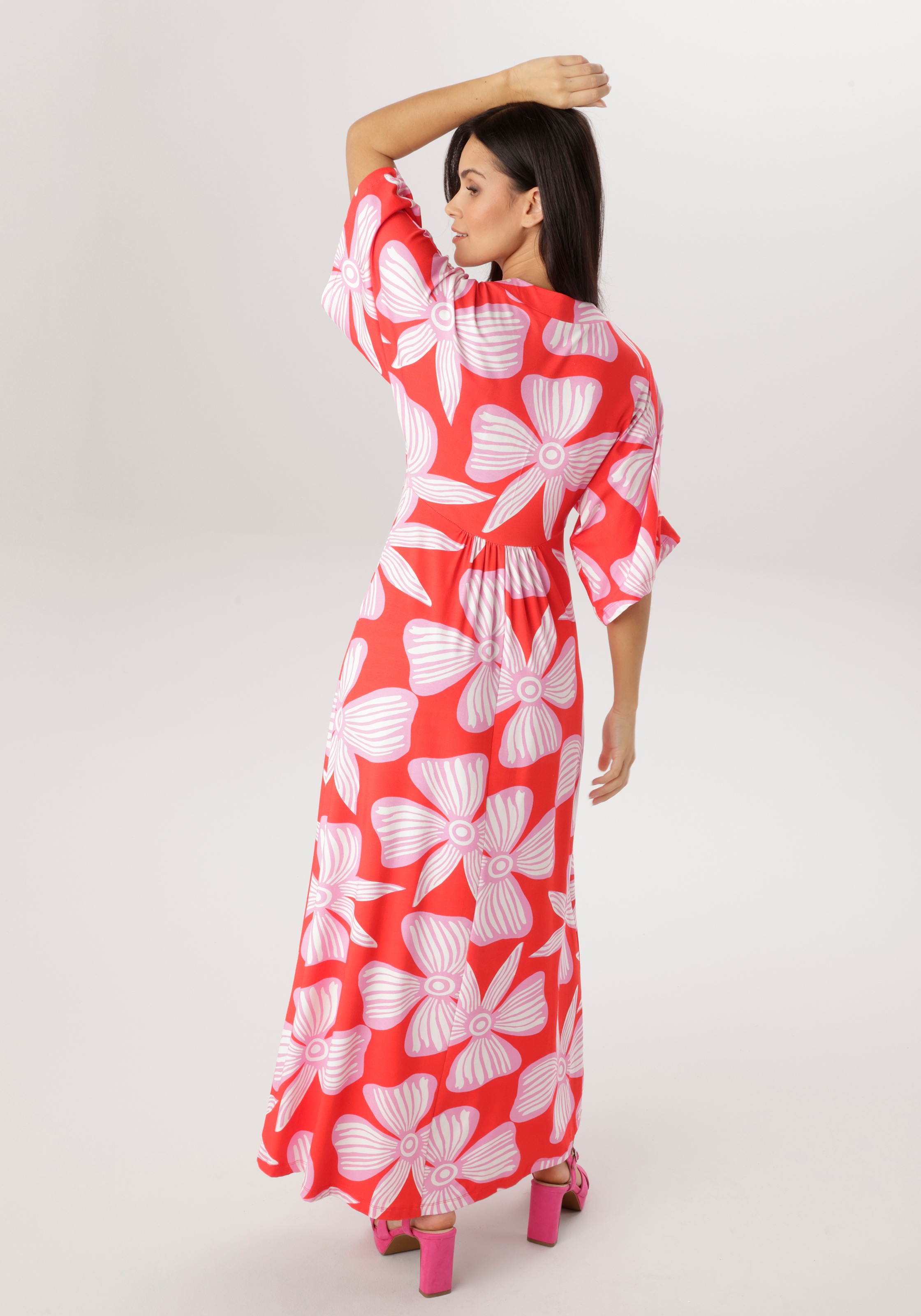 Aniston SELECTED Maxikleid in kräftigen Farbtönen und geometrischer Musteru günstig online kaufen