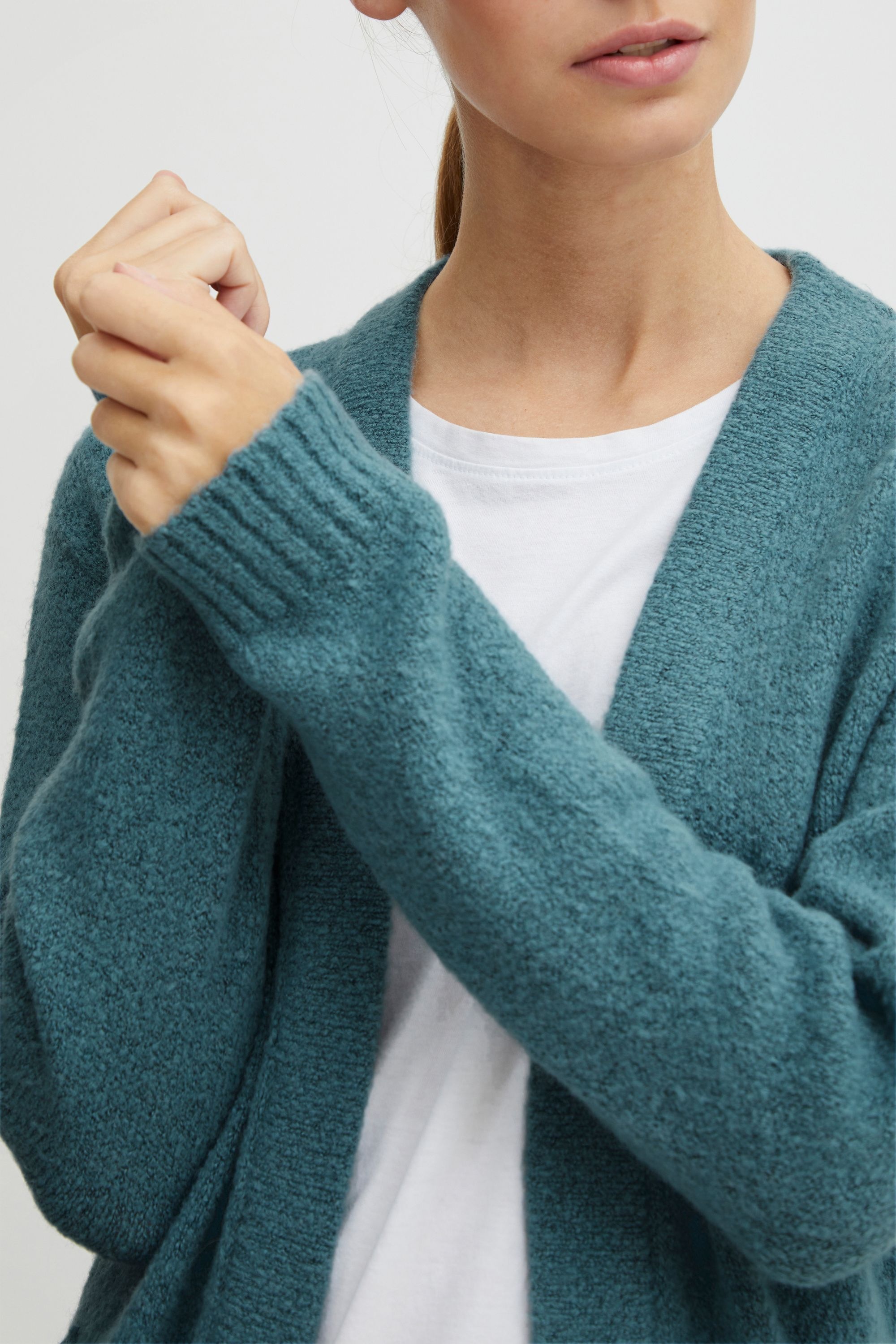 OXMO Strickjacke »Strickjacke OXSally«