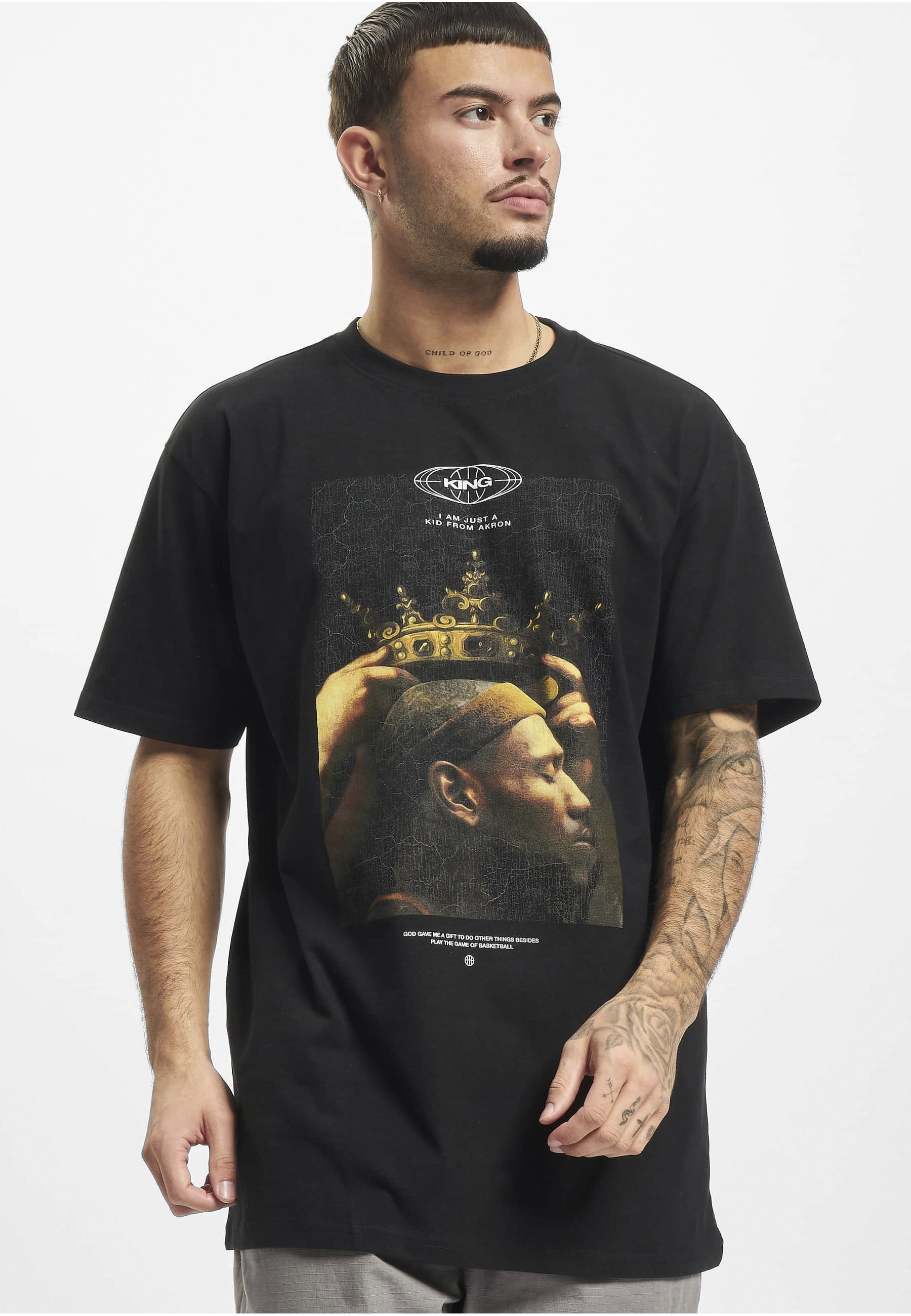 Upscale by Mister Tee Kurzarmshirt »Upscale by Mister Tee Herren Kid from Akron Oversize Tee« 1 Stk.