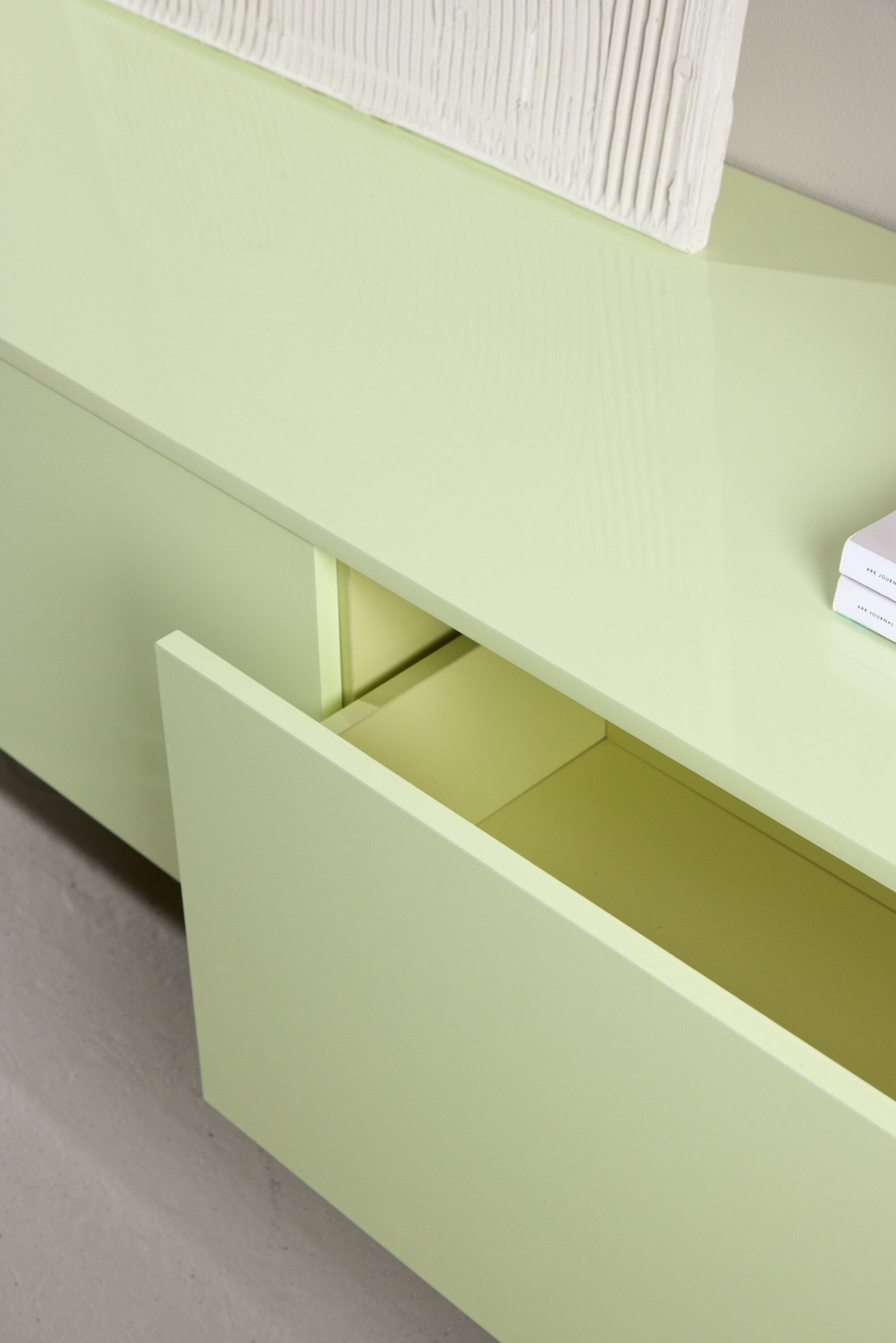 Venture Home Lowboard »Frihamn - vielseitig einsetzbare Kommode, zeitloses & modernes Design« Vielseitig nutzbar, alltagstauglich & pflegeleicht