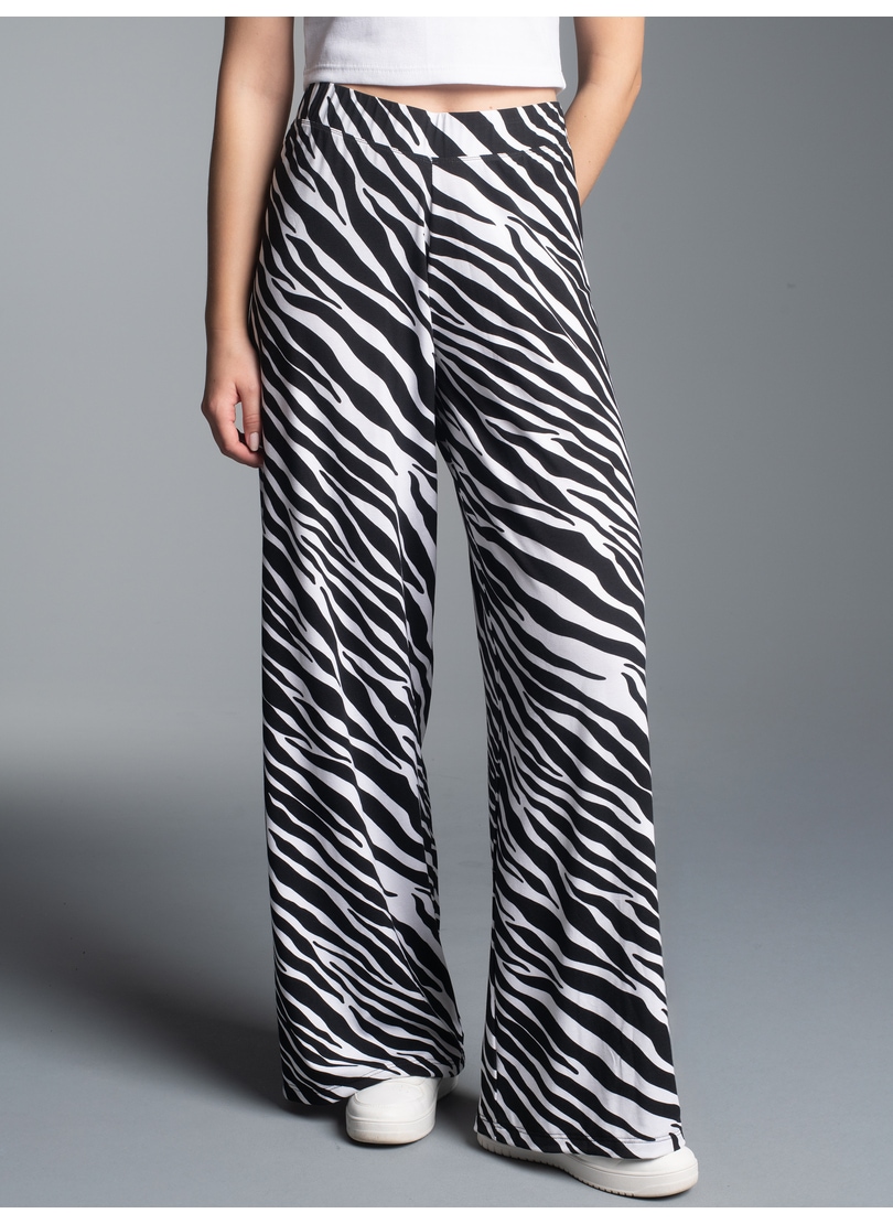 Trigema Jerseyhose »TRIGEMA Hüfthose mit Allover-Zebramuster«, (1 tlg.)