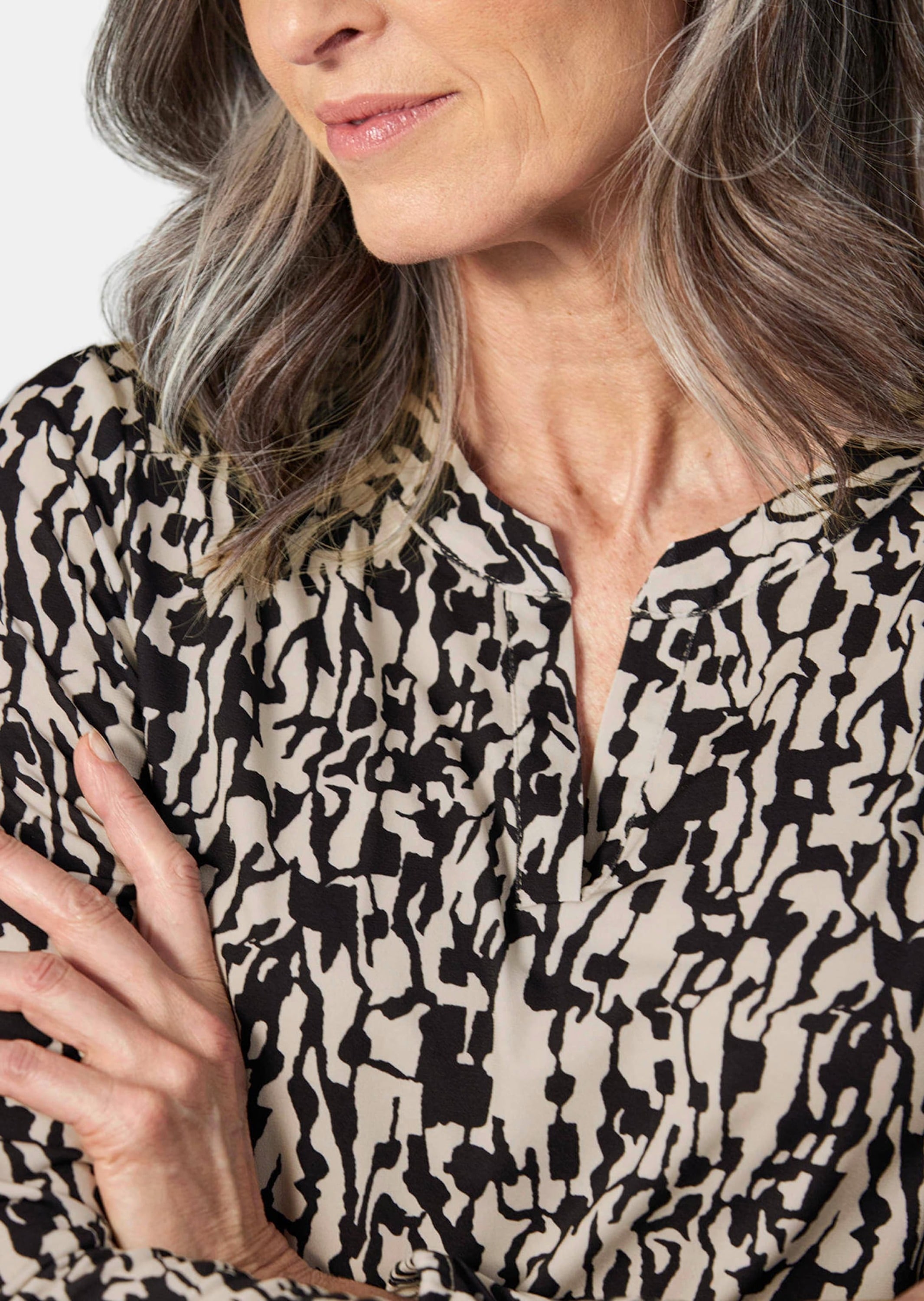 GOLDNER Kurzarmbluse »Jerseybluse Blusenshirt in femininer Form«