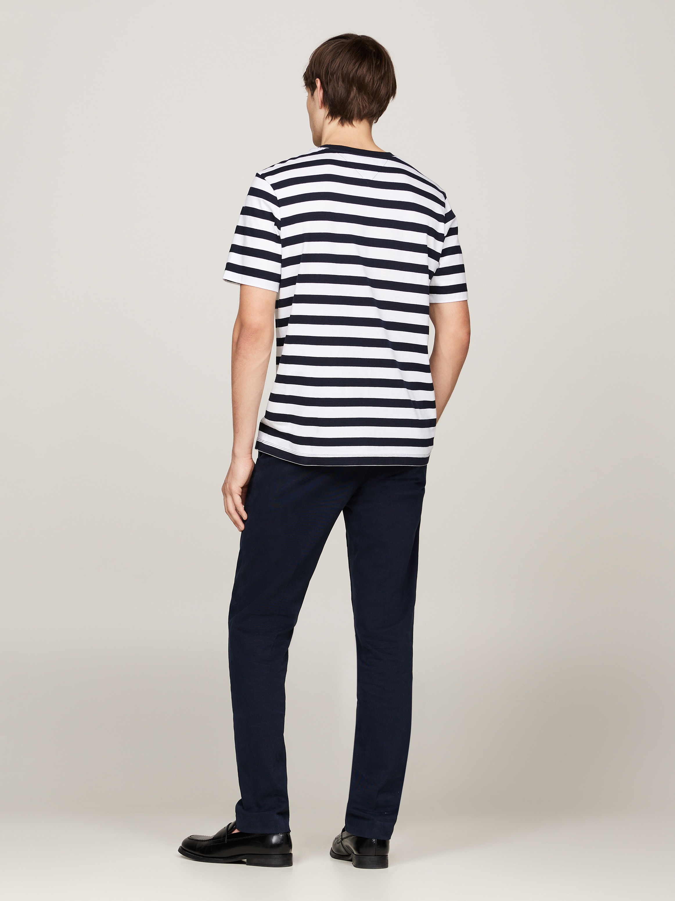 Tommy Hilfiger T-Shirt »ESSENTIAL SOLID POCKET TEE«