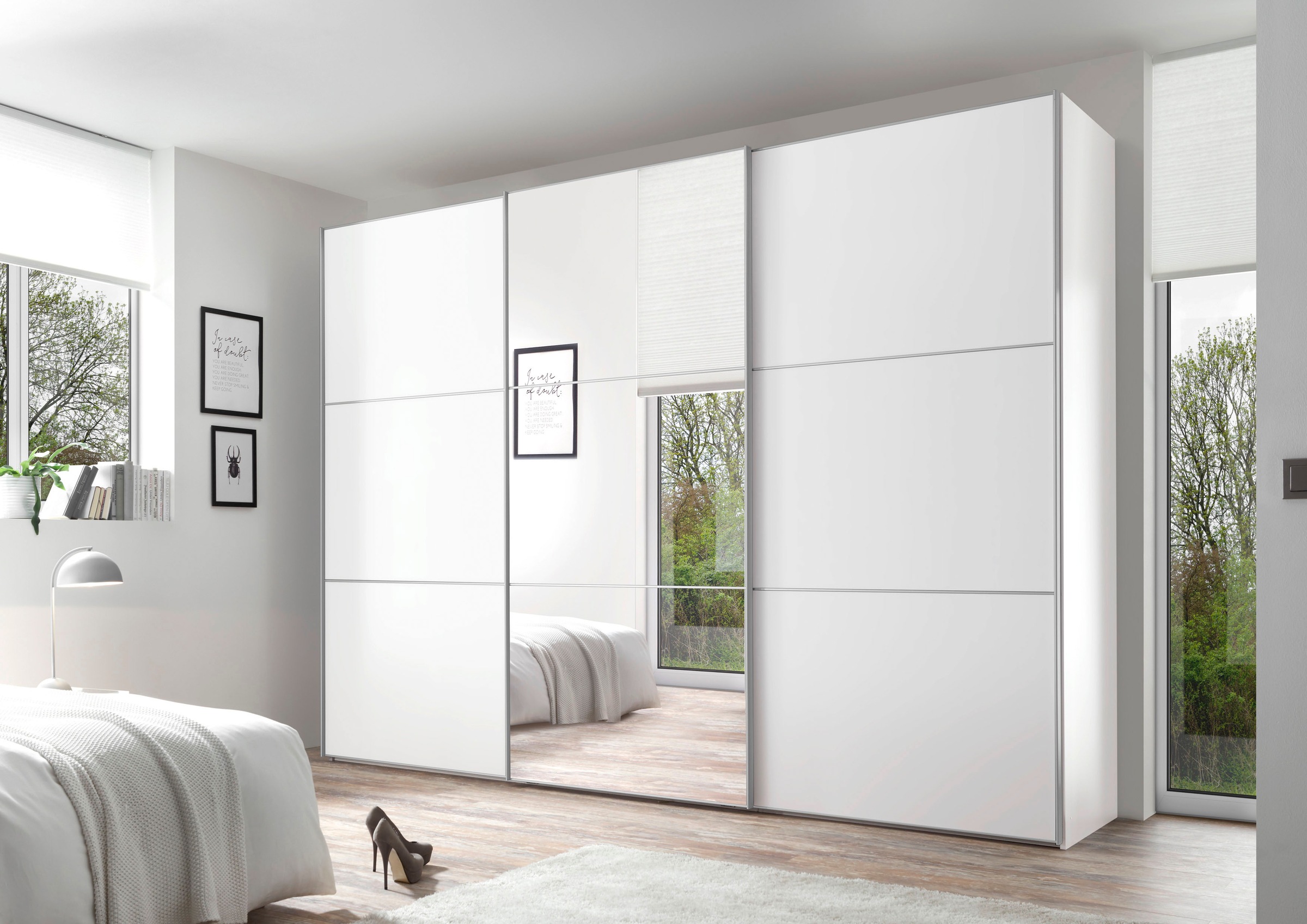 Schwebetürenschrank STAUD, B:280cm H:222cm T:68cmdekor salbei, Holzwerkstoff, Schränke, "Includo, Made in Germany", Mit Spiegeltüre und vier