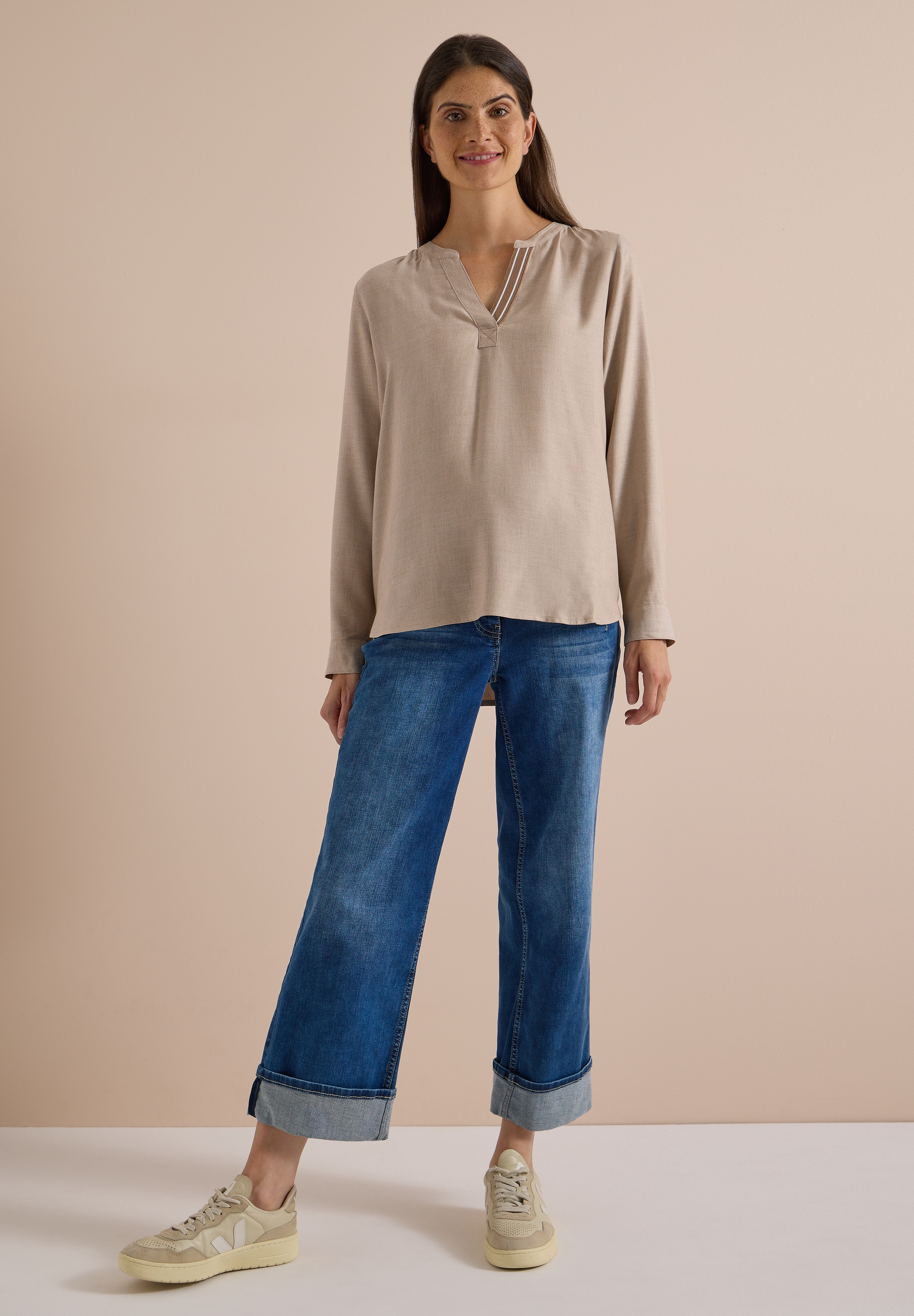 Cecil Shirtbluse mit geschlitztem Rundhalsausschnitt
