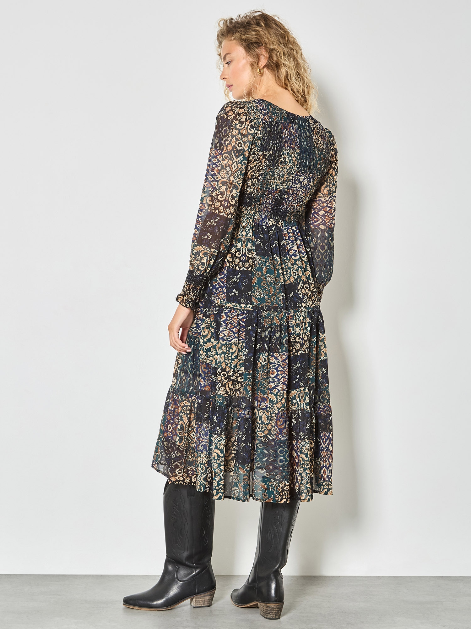 Apricot Midikleid »Midikleid« mit Ikat-Muster