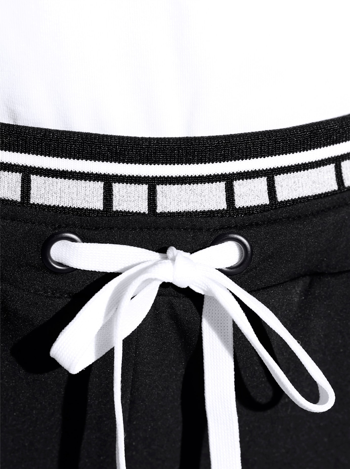 creation L Jogger Pants