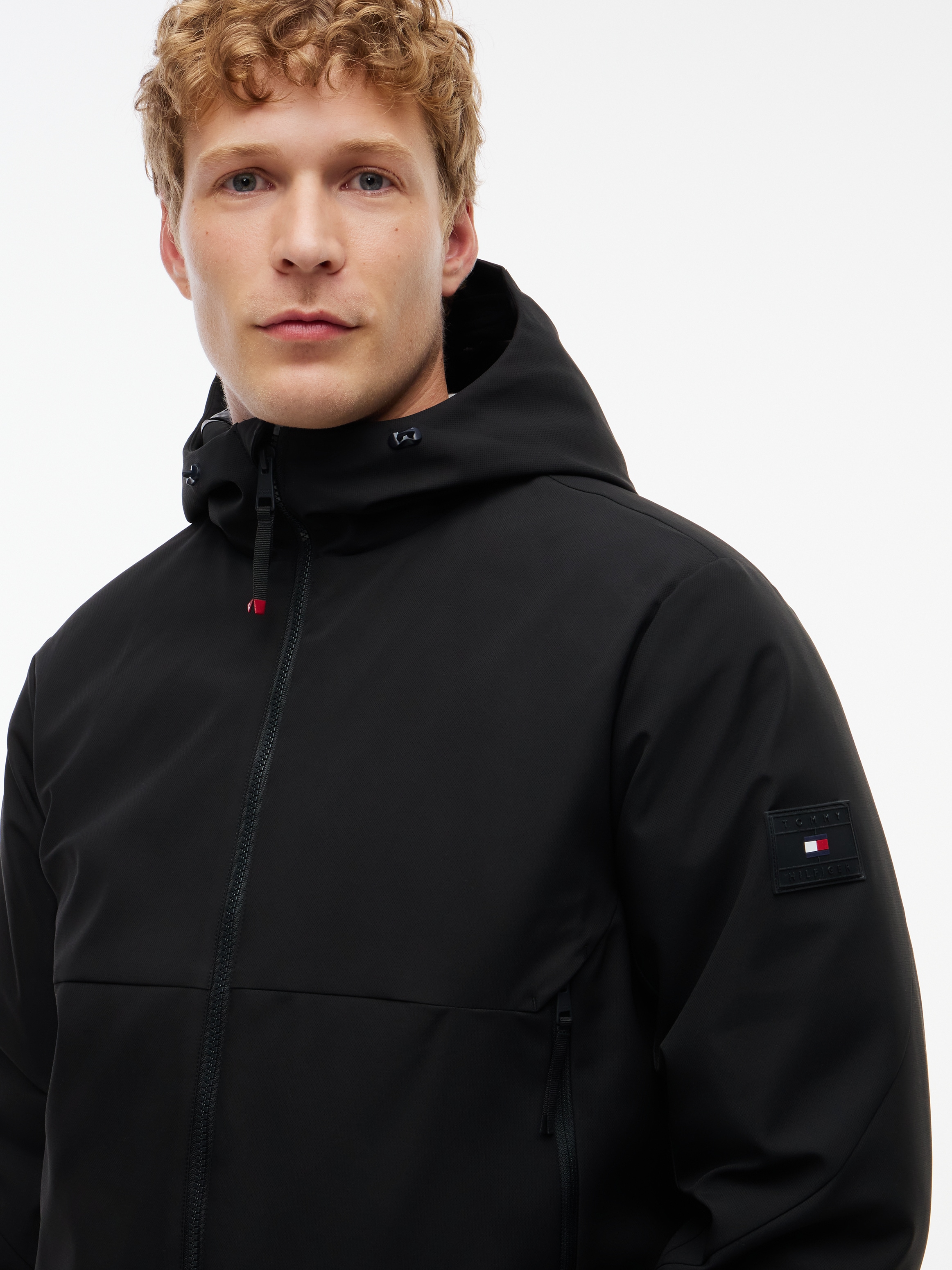 Tommy Hilfiger Kurzjacke »TECH HOODED PADDED« mit Kapuze