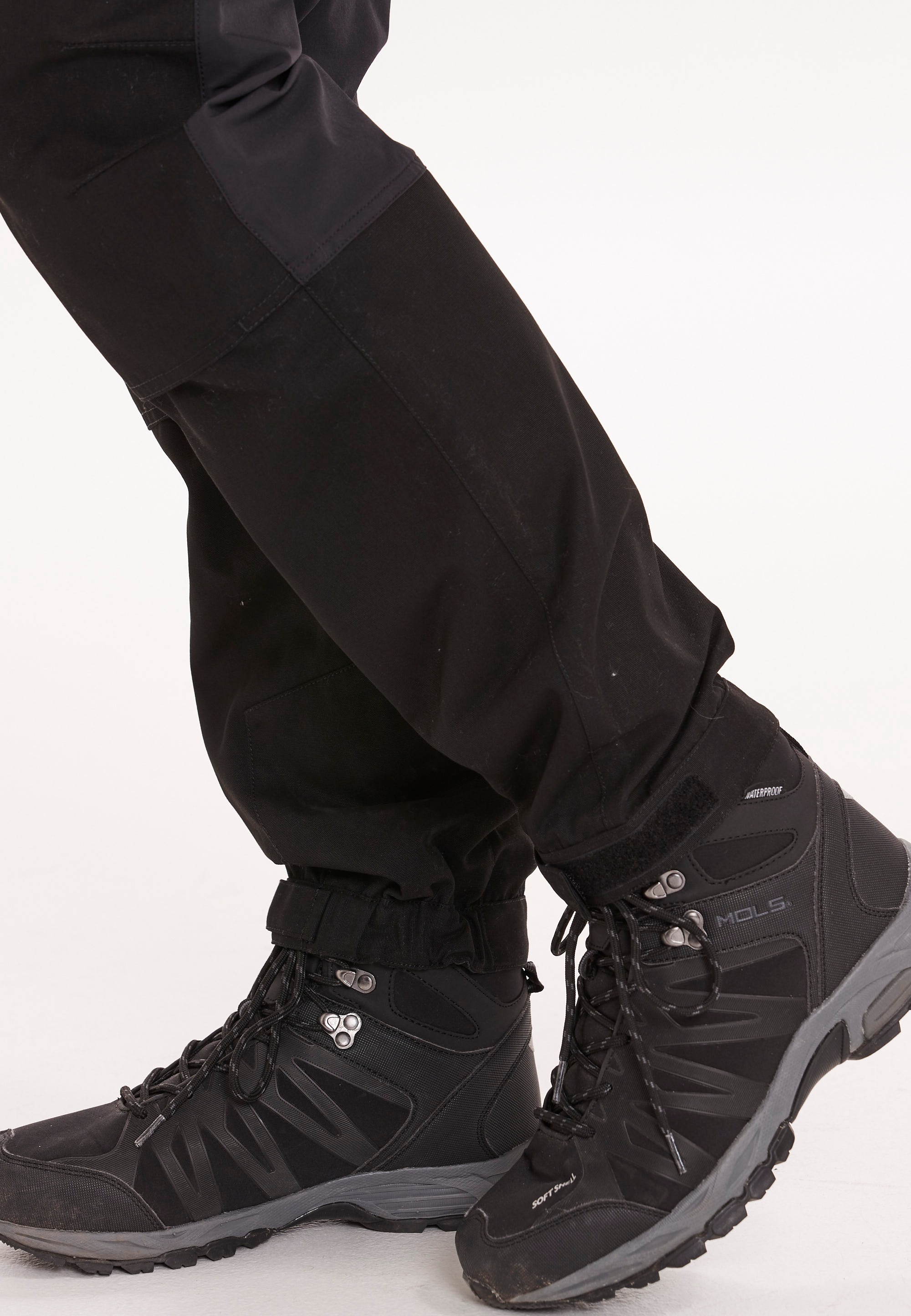 WHISTLER Cargohose »Merey«, mit verstellbarem Bund