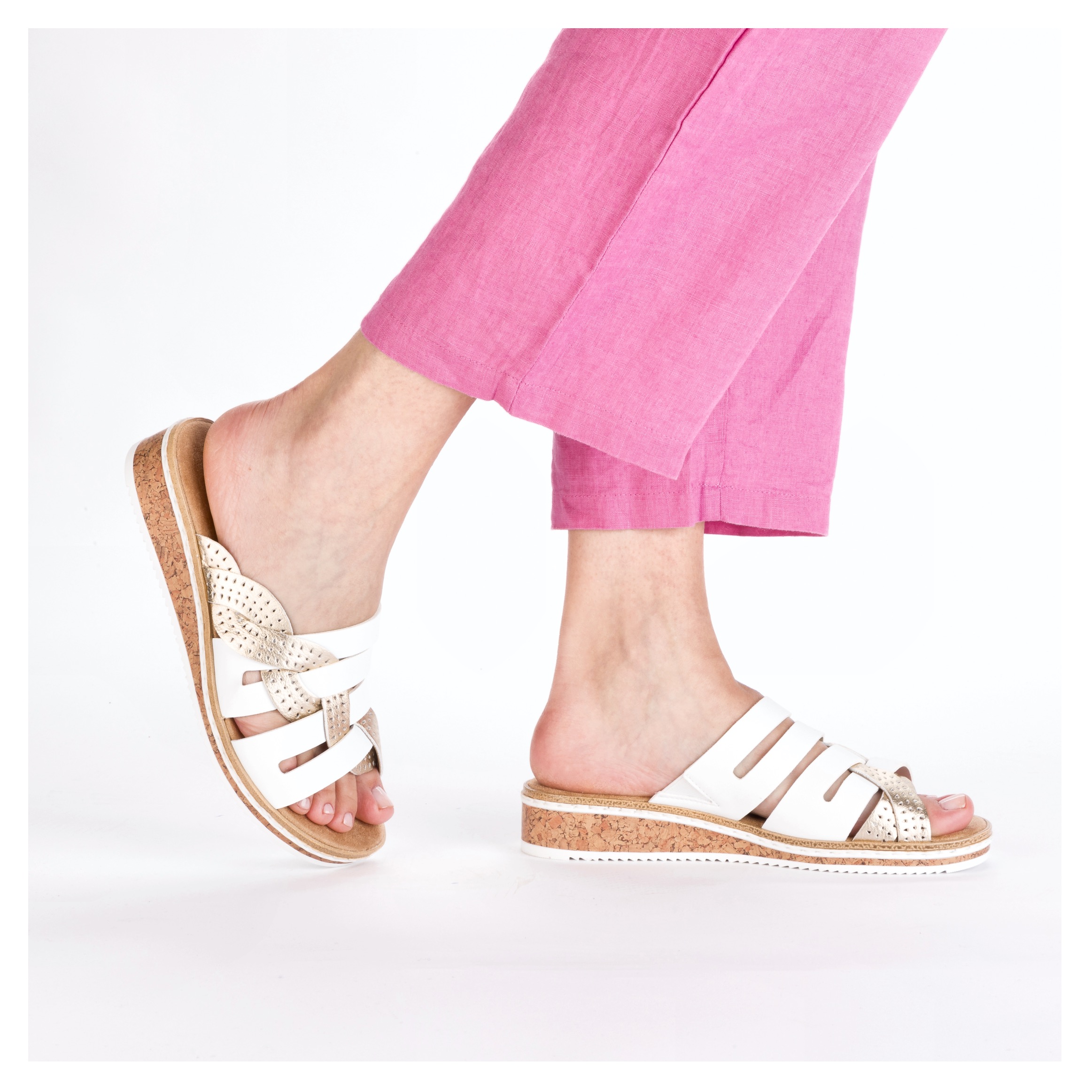 Thumbnail - Rieker Pantolette, Sommerschuh, Schlappen, Hausschuh, Keilabsatz, mit kleinem Gummizug