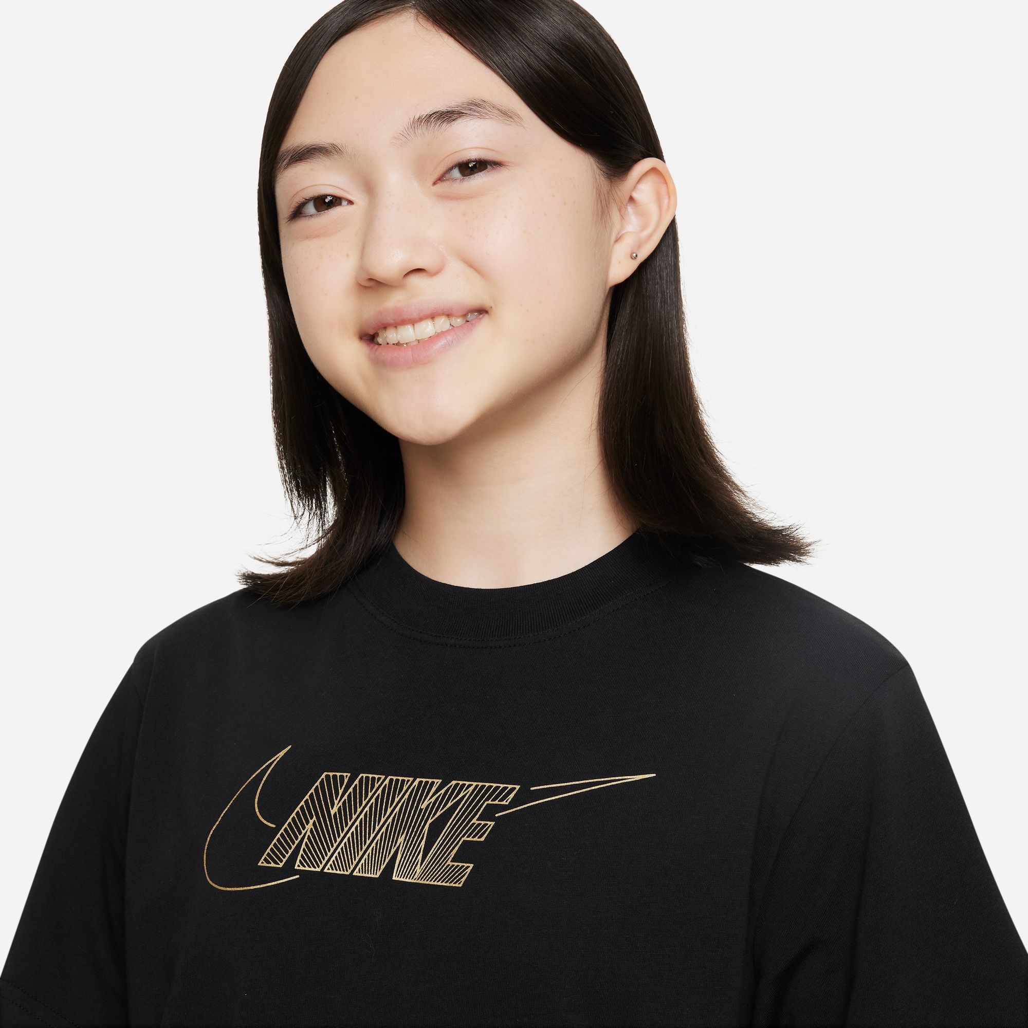 Nike Sportswear T-Shirt »GIRLS' BOXY T-SHIRT«