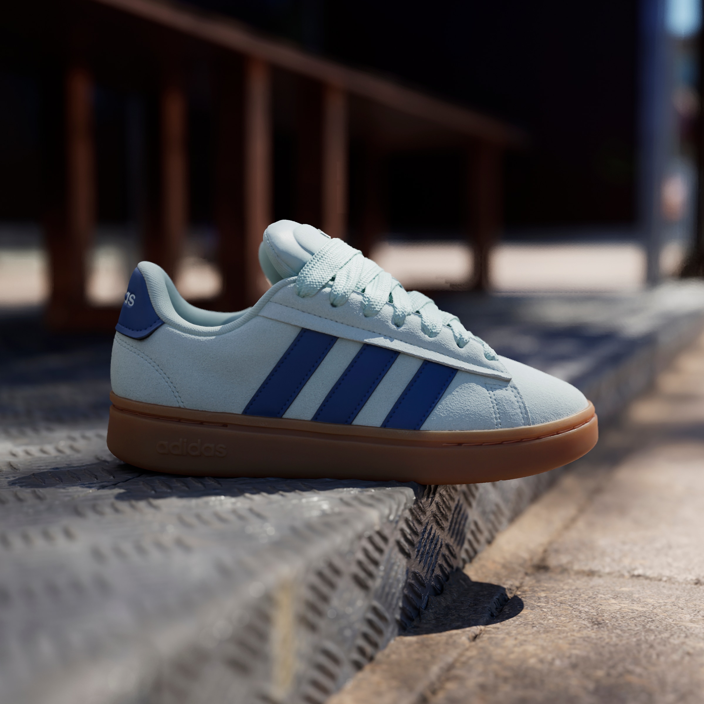 adidas Sportswear Sneaker »GRAND COURT ALPHA«, Design inspiriert vom adidas Campus 00