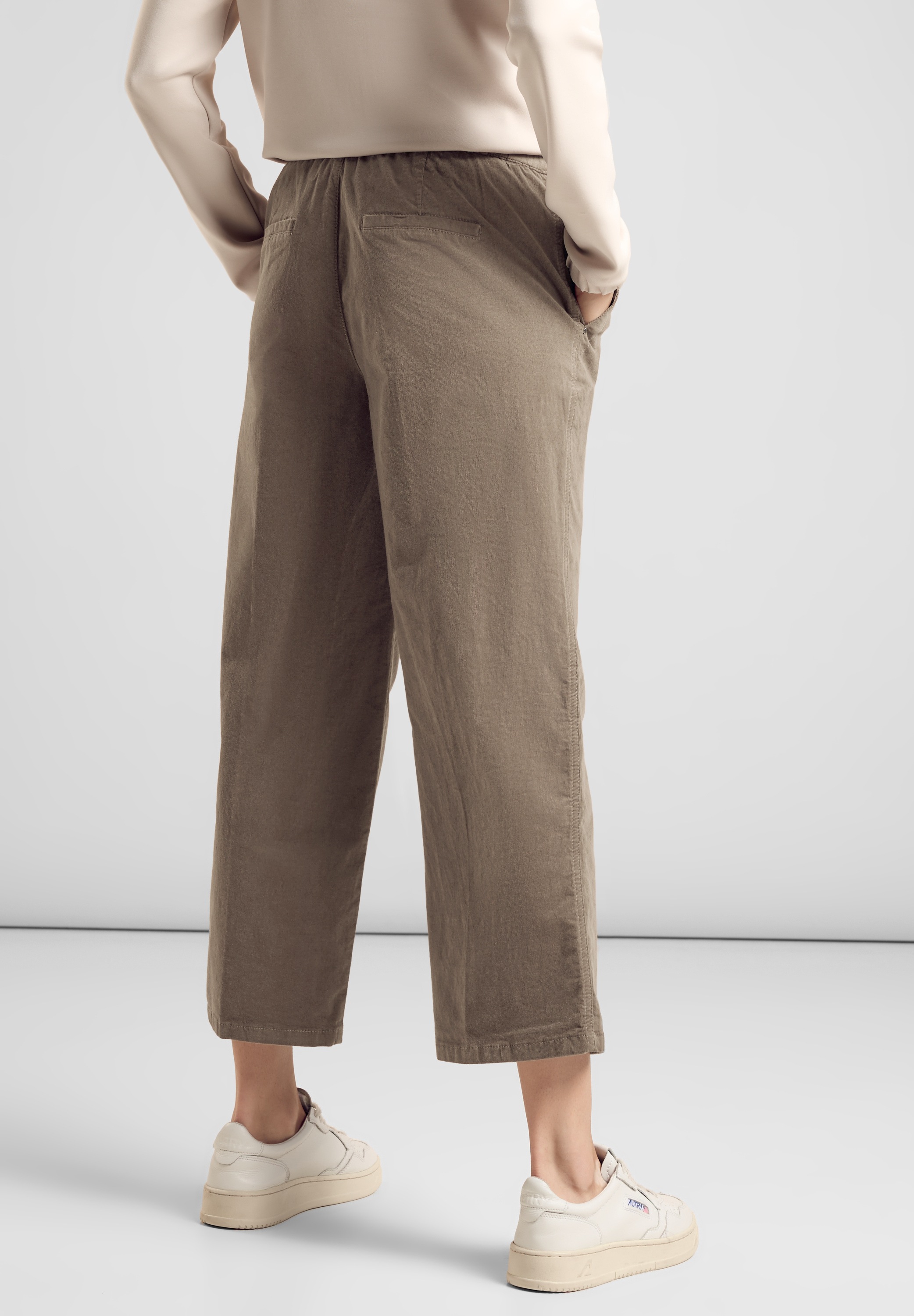 STREET ONE Cordhose, aus Baumwolle mit Stretchanteil