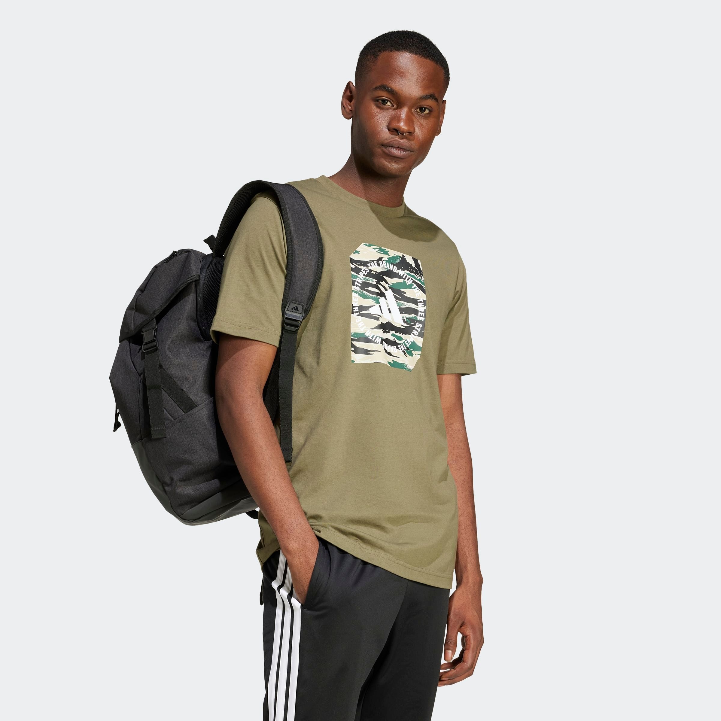 adidas Sportswear T-Shirt "CAMO SHAPE GRAPHIC" ohne Verschluss, aus weichem günstig online kaufen