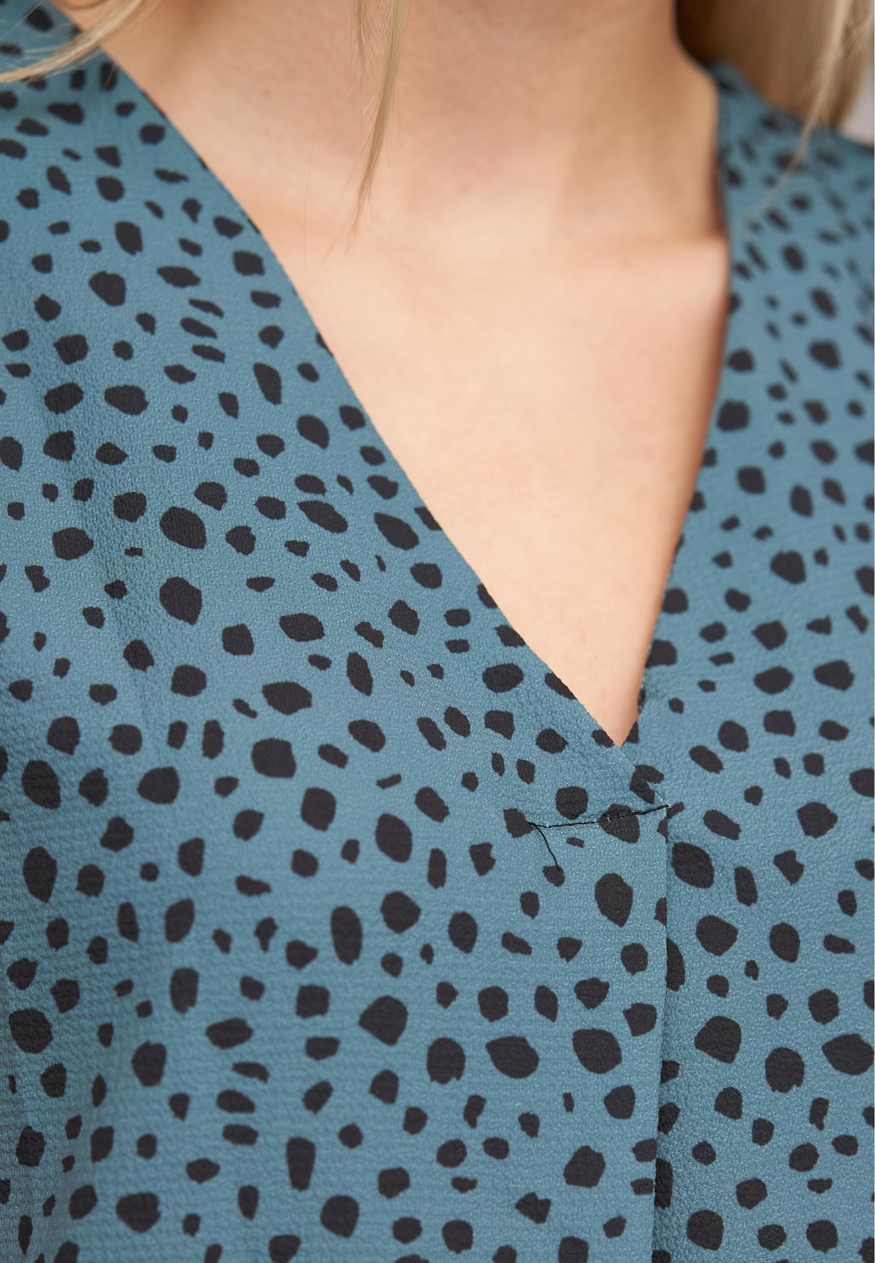 CLOUD 5IVE Muskelshirt »CLOUD 5IVE V-Neck Top with aop animal print«, (1 tlg.)