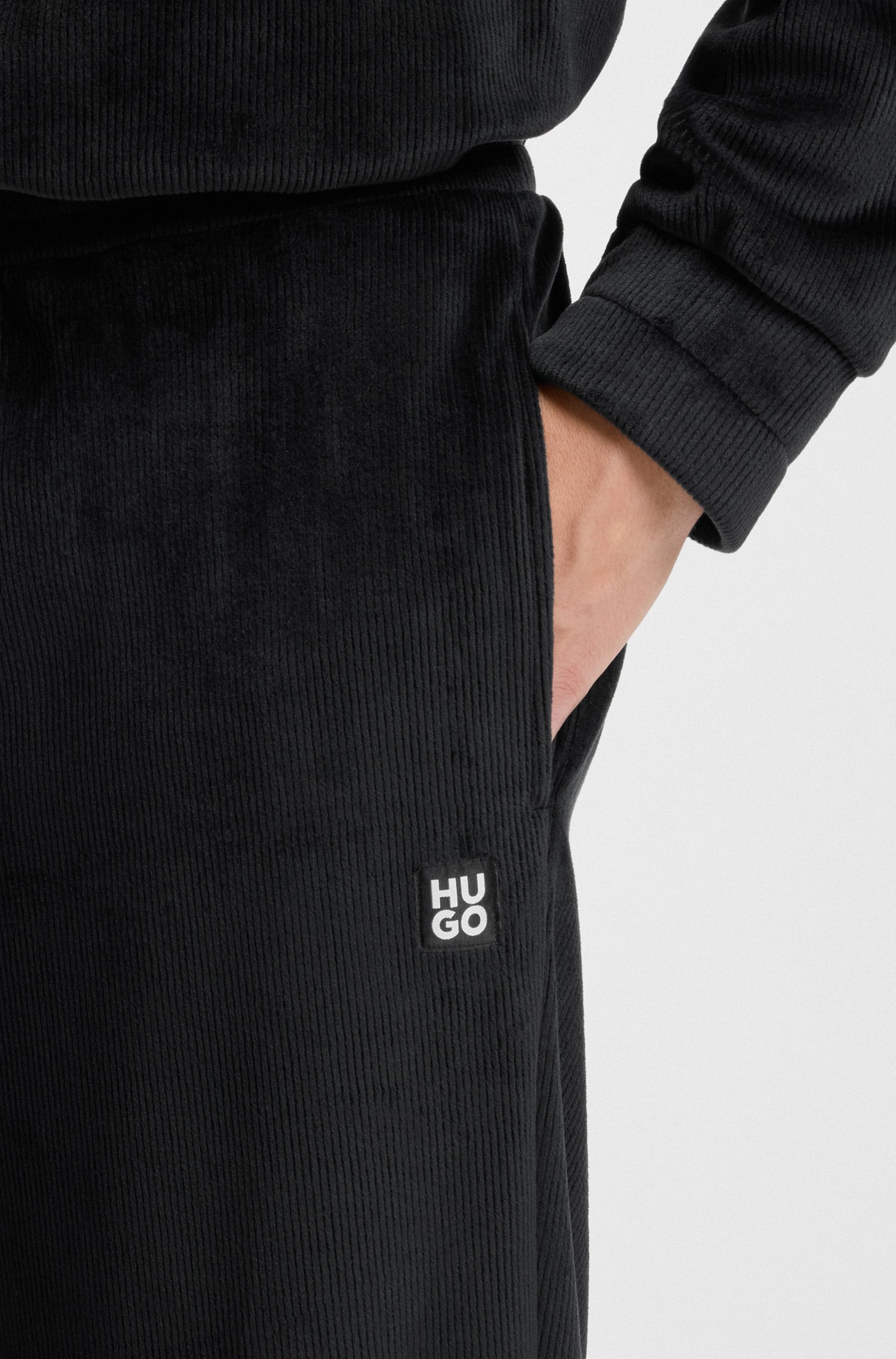 HUGO Underwear Sweathose, relaxed fit, elastischer Bund, Samt-Qualität