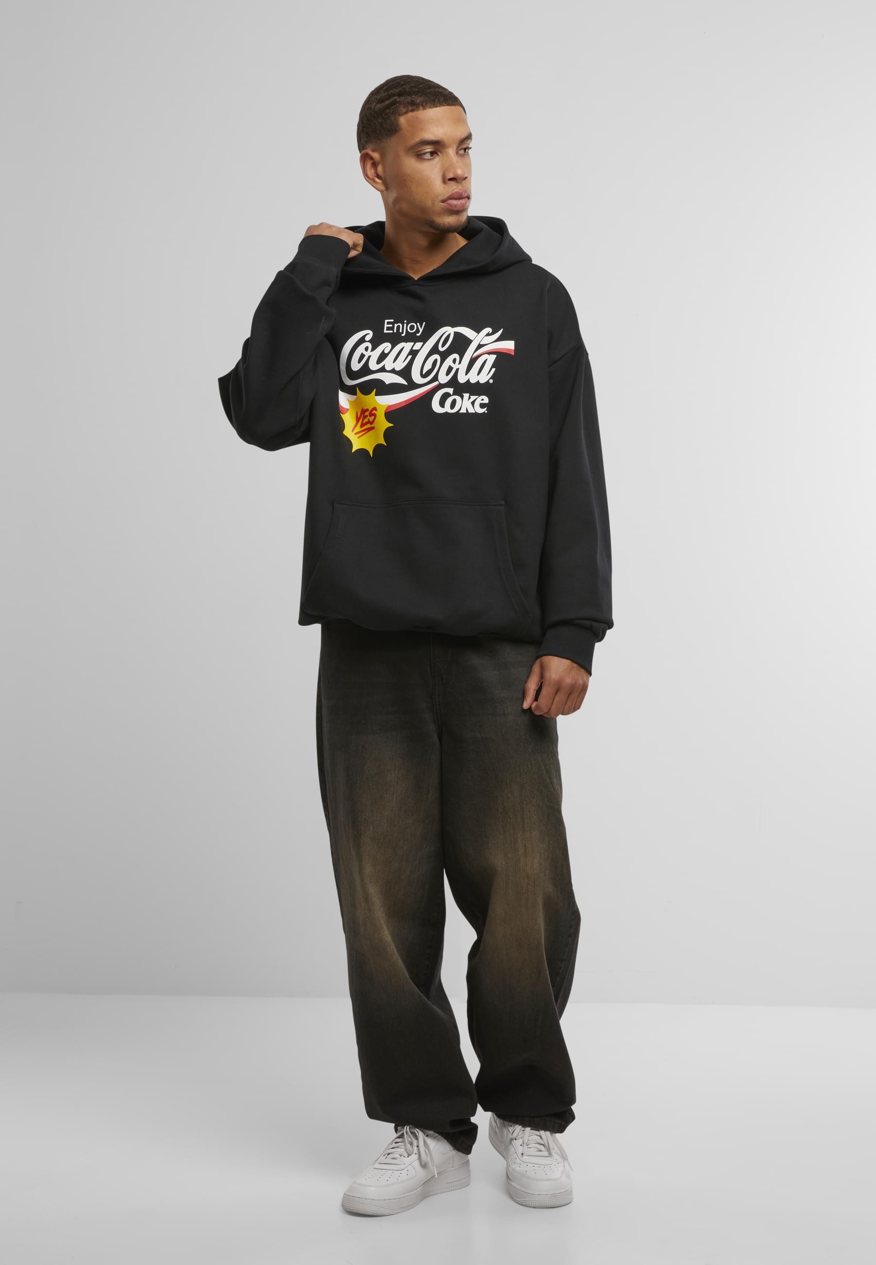 Merchcode Kapuzensweatshirt »Merchcode Coca Cola Refreshed Oversize Hoodie«, (1 tlg.)